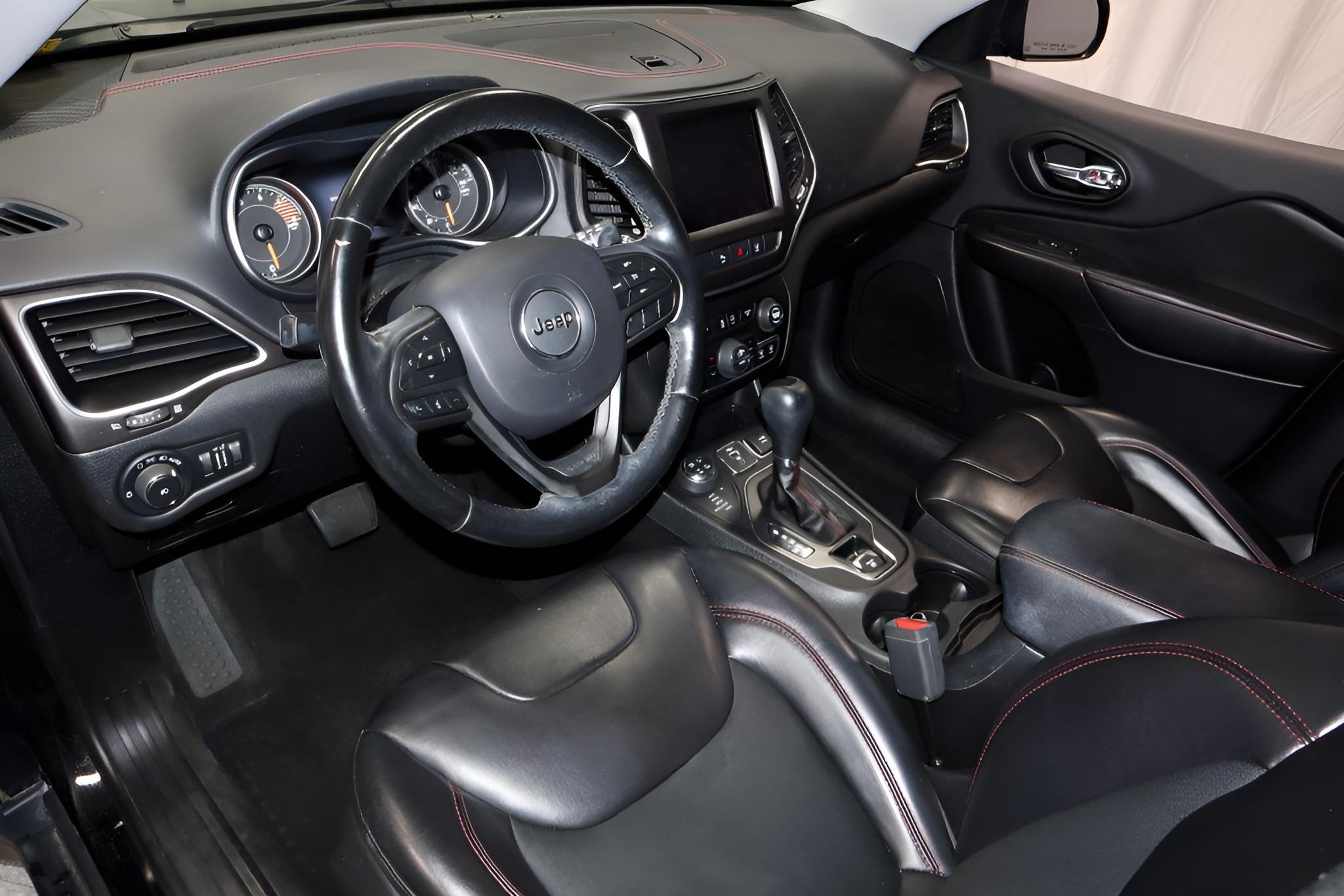 2021 Jeep Cherokee Trailhawk