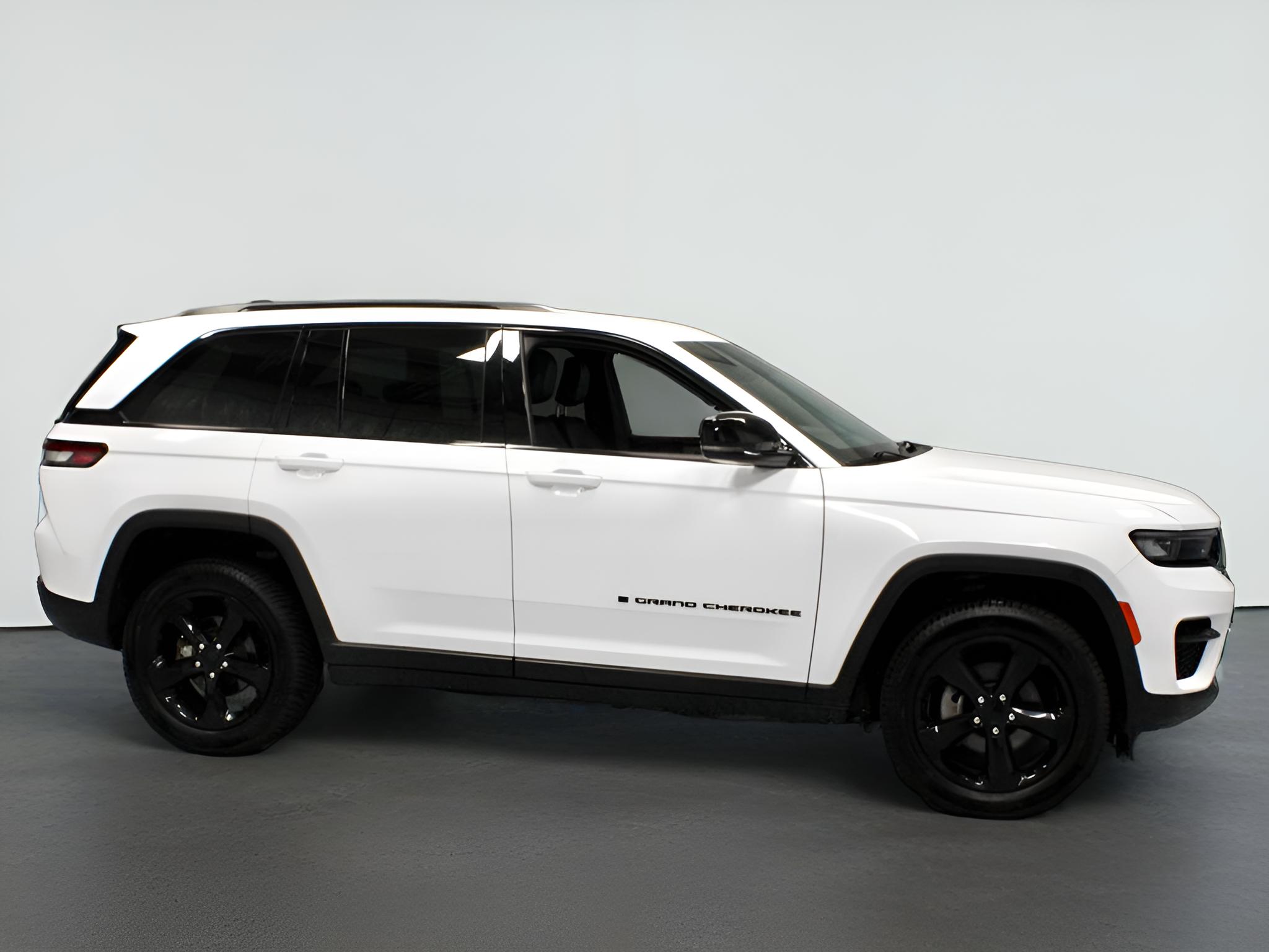 2023 Jeep Grand Cherokee Altitude X