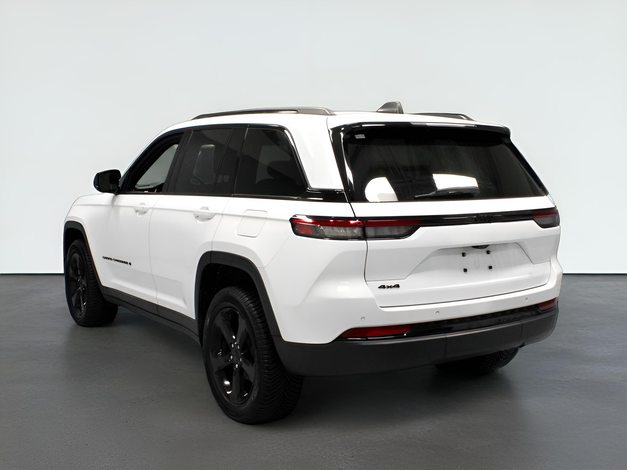 2023 Jeep Grand Cherokee Altitude X