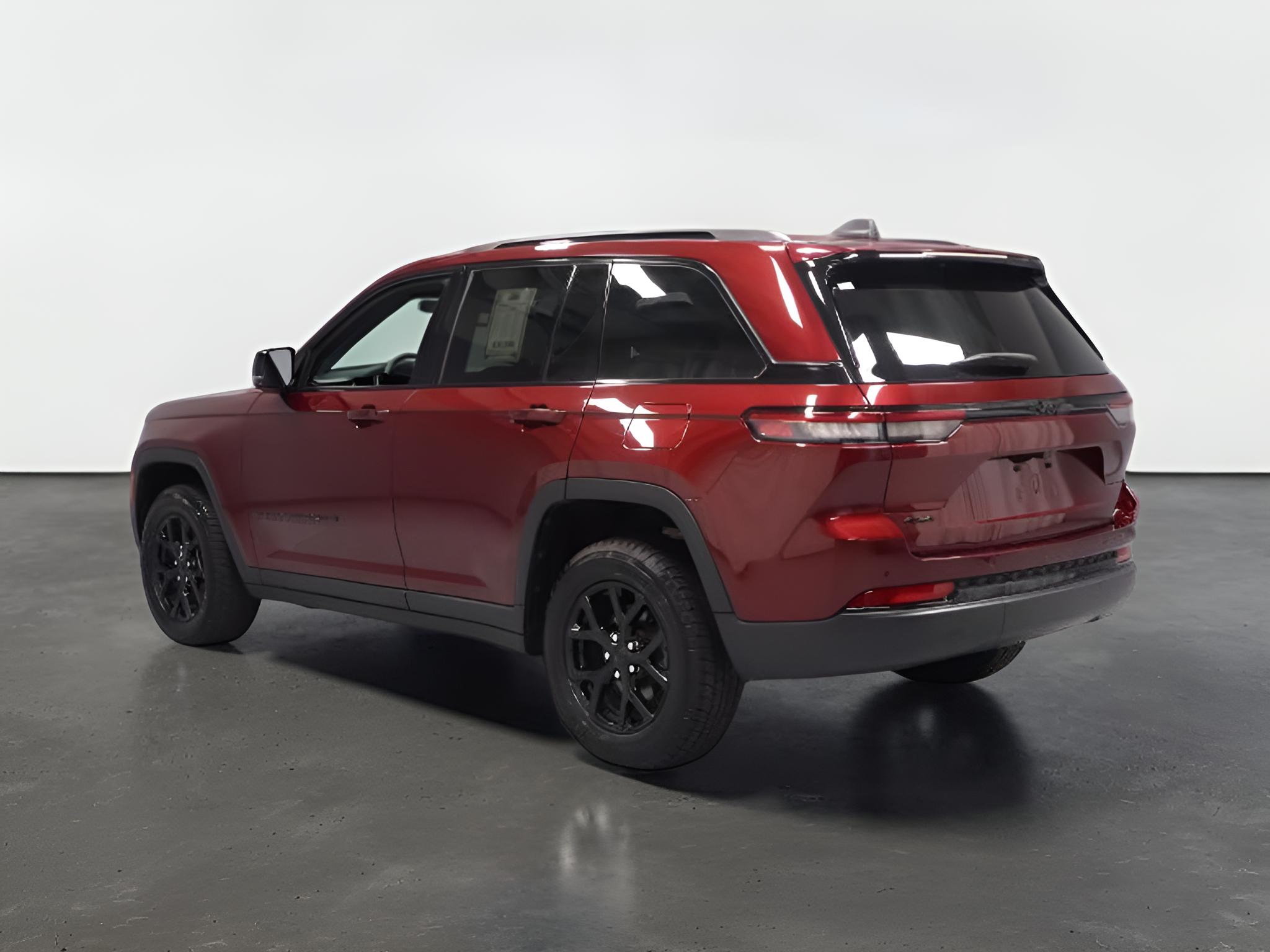 2025 Jeep Grand Cherokee Altitude