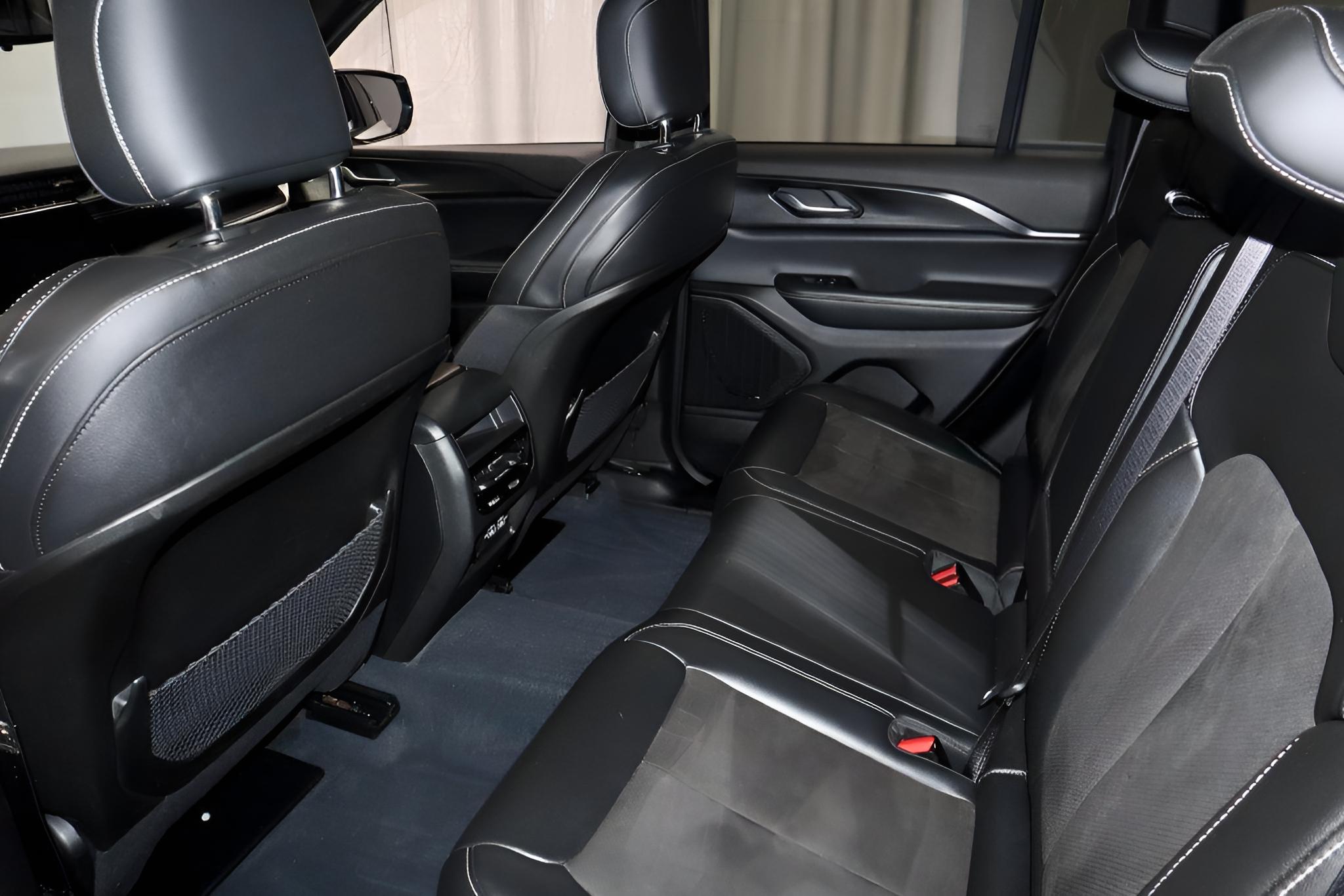 2023 Jeep Grand Cherokee Altitude X