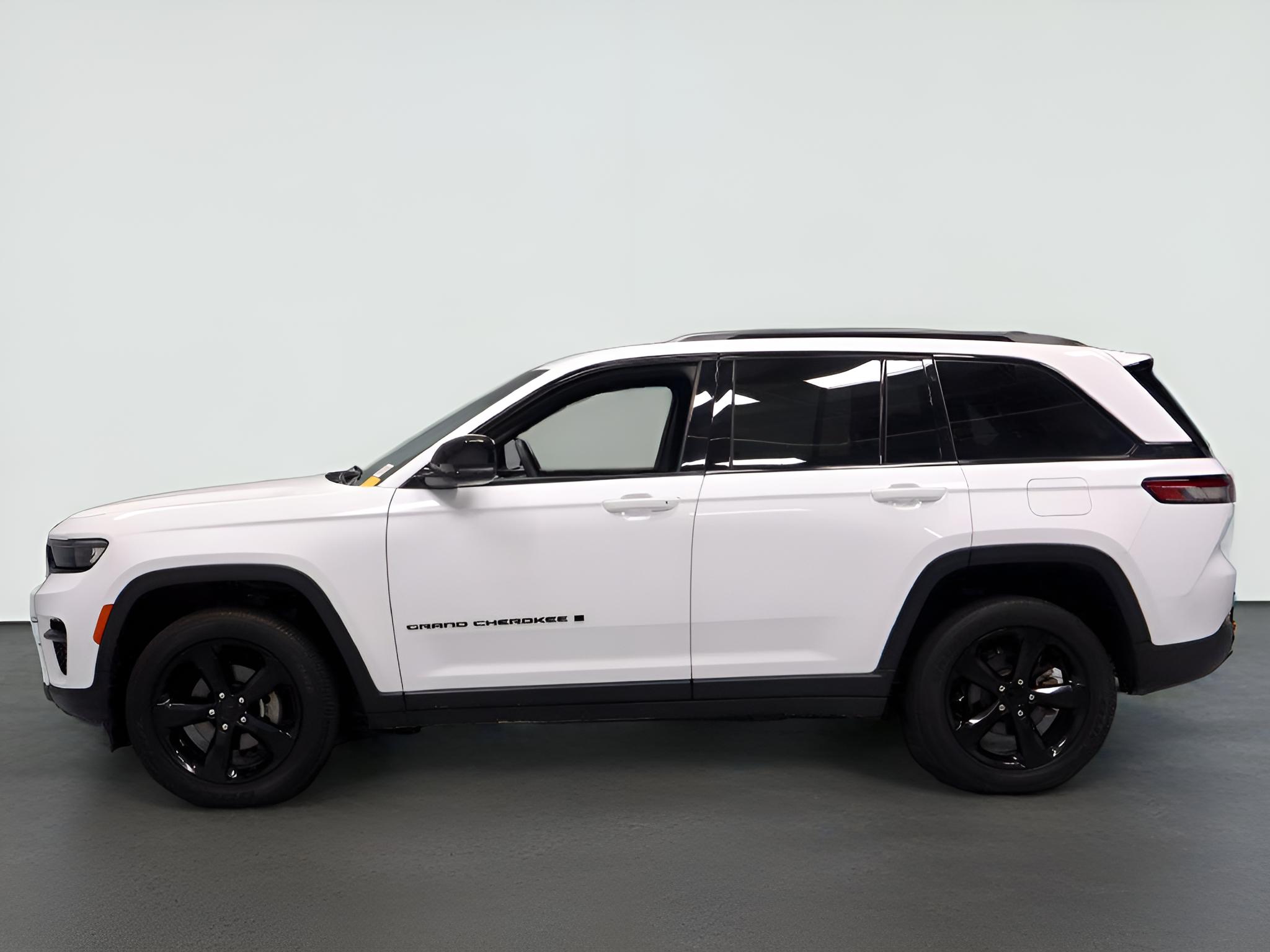 2023 Jeep Grand Cherokee Altitude X