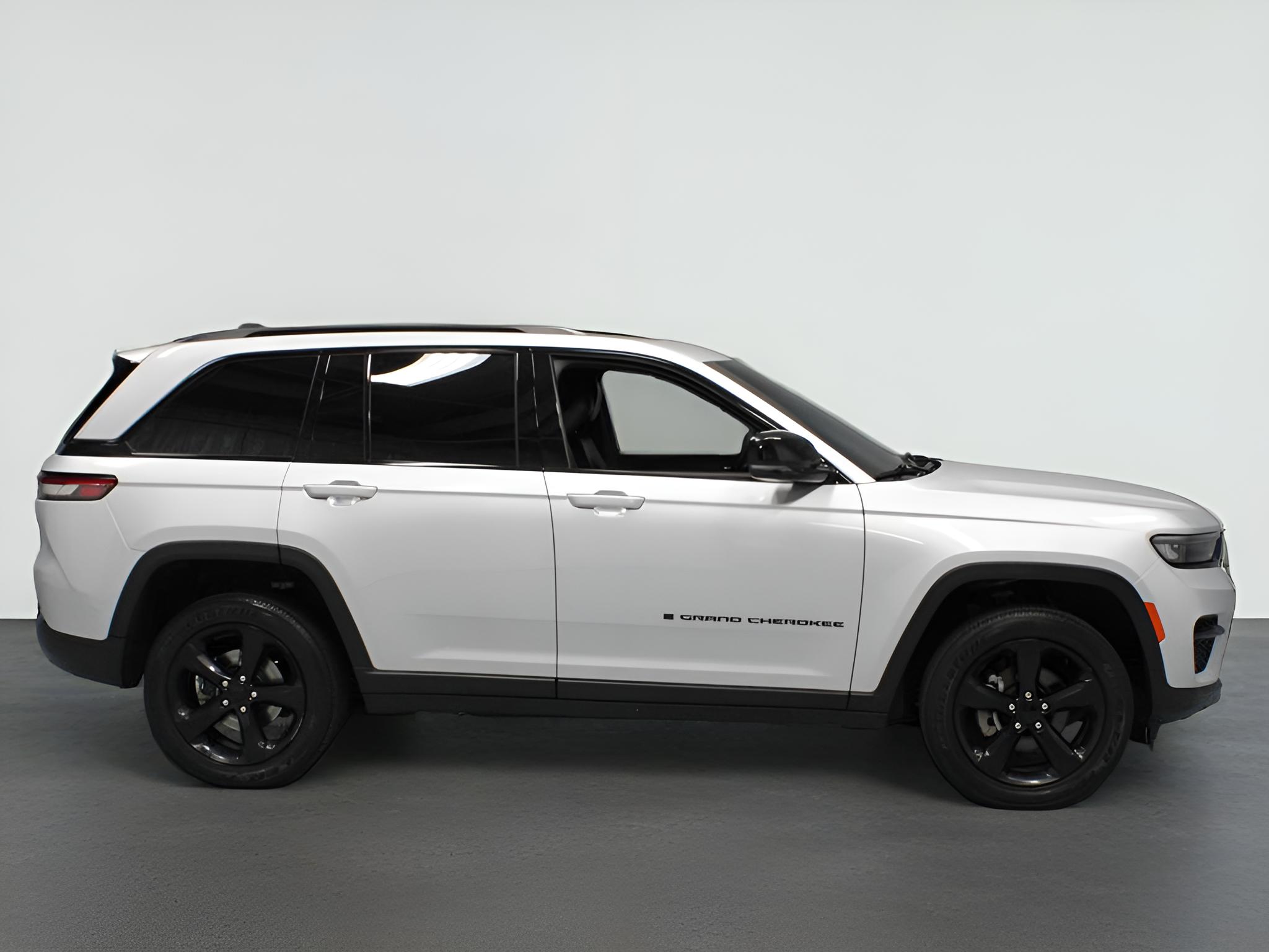 2023 Jeep Grand Cherokee Altitude X
