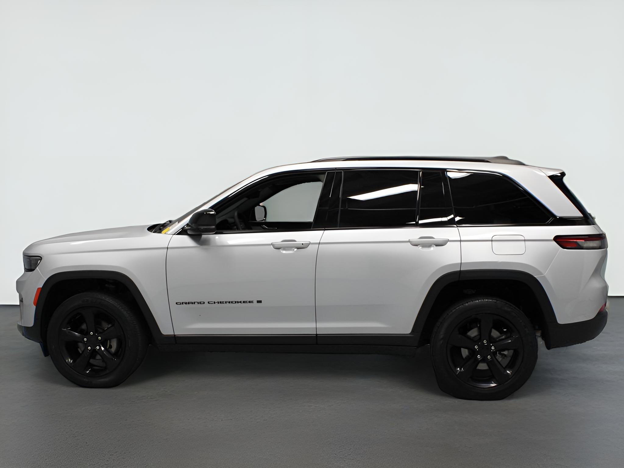 2023 Jeep Grand Cherokee Altitude X