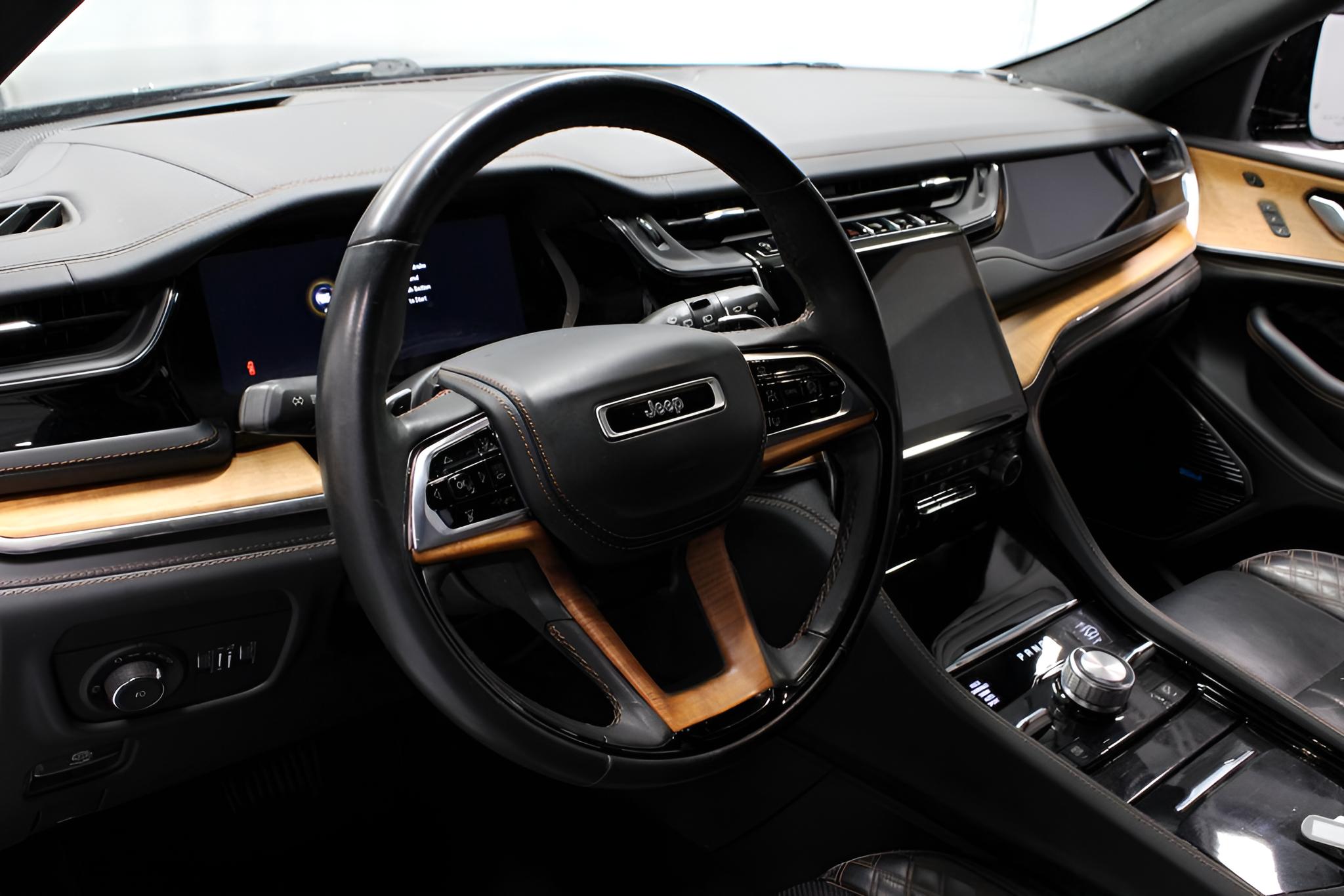 2024 Jeep Grand Cherokee Summit Reserve