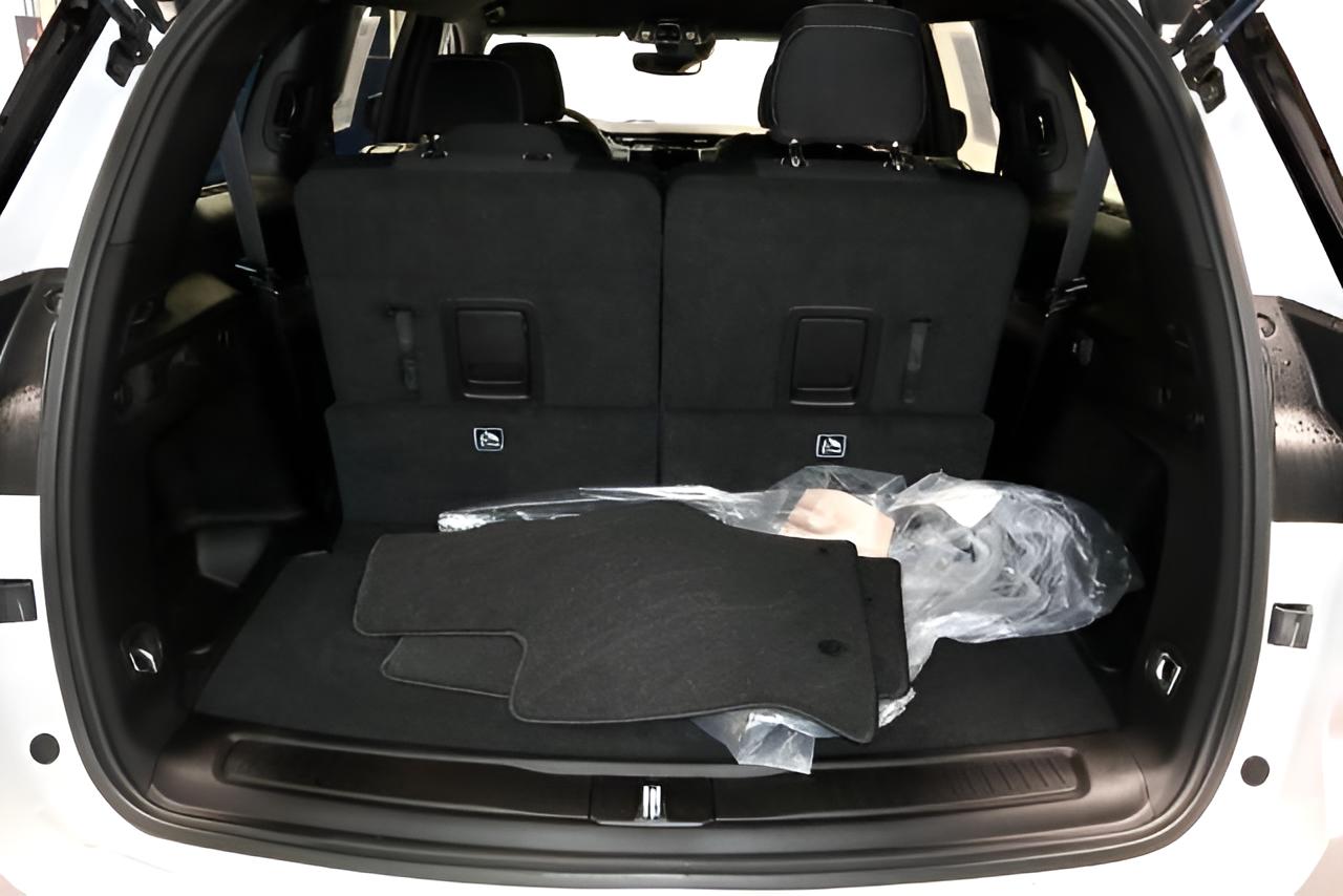 2024 Jeep Grand Cherokee L Laredo