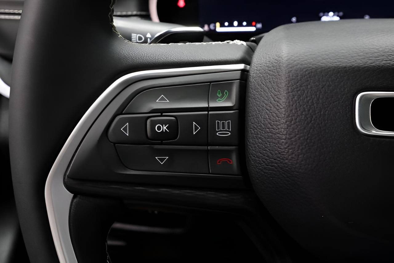 2024 Jeep Grand Cherokee L Laredo
