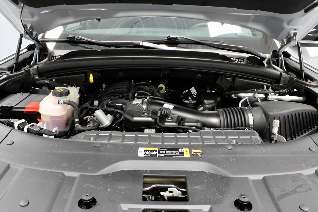 2024 Jeep Grand Cherokee L Laredo