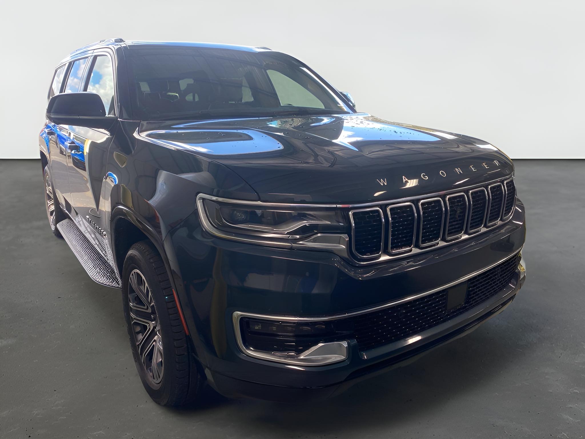 2023 Jeep Wagoneer Base