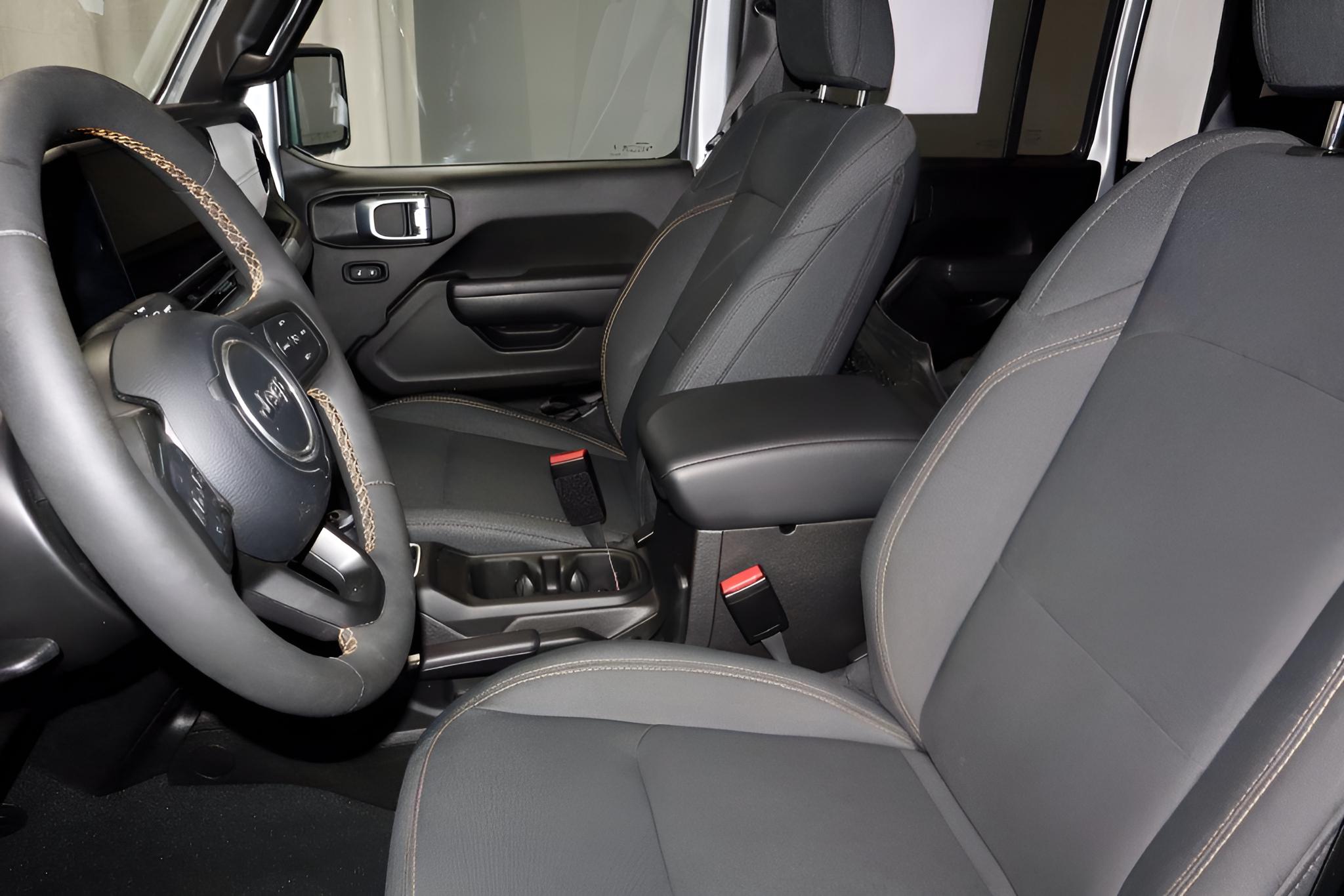 2024 Jeep Gladiator Sport S