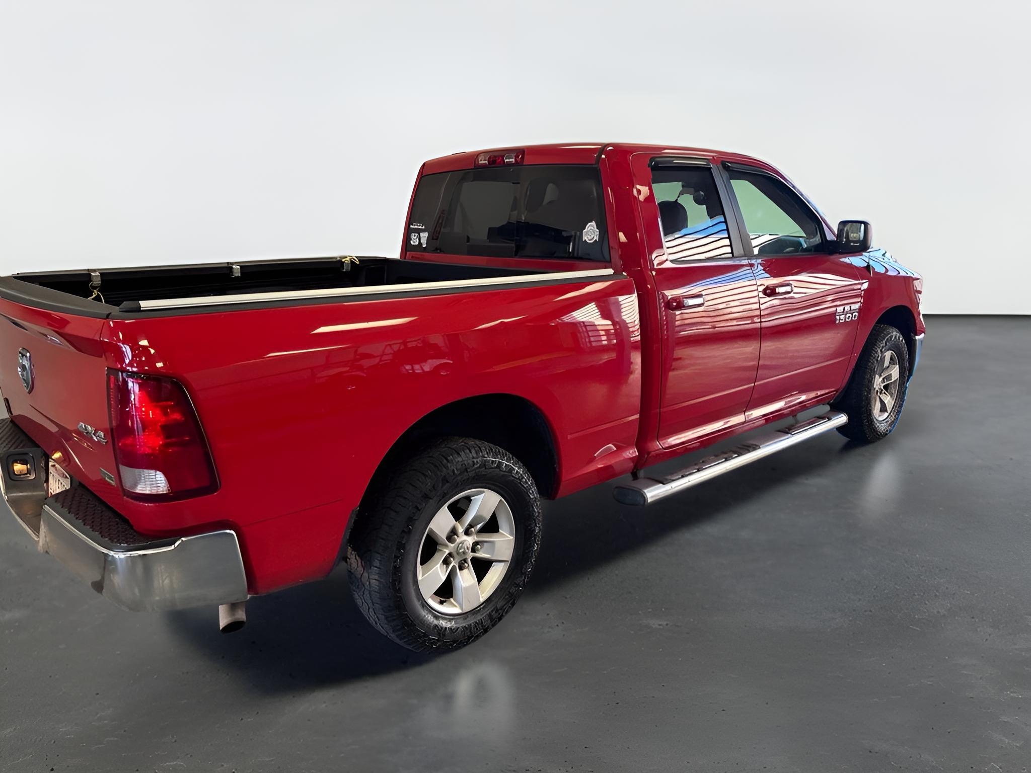 2015 RAM 1500 SLT