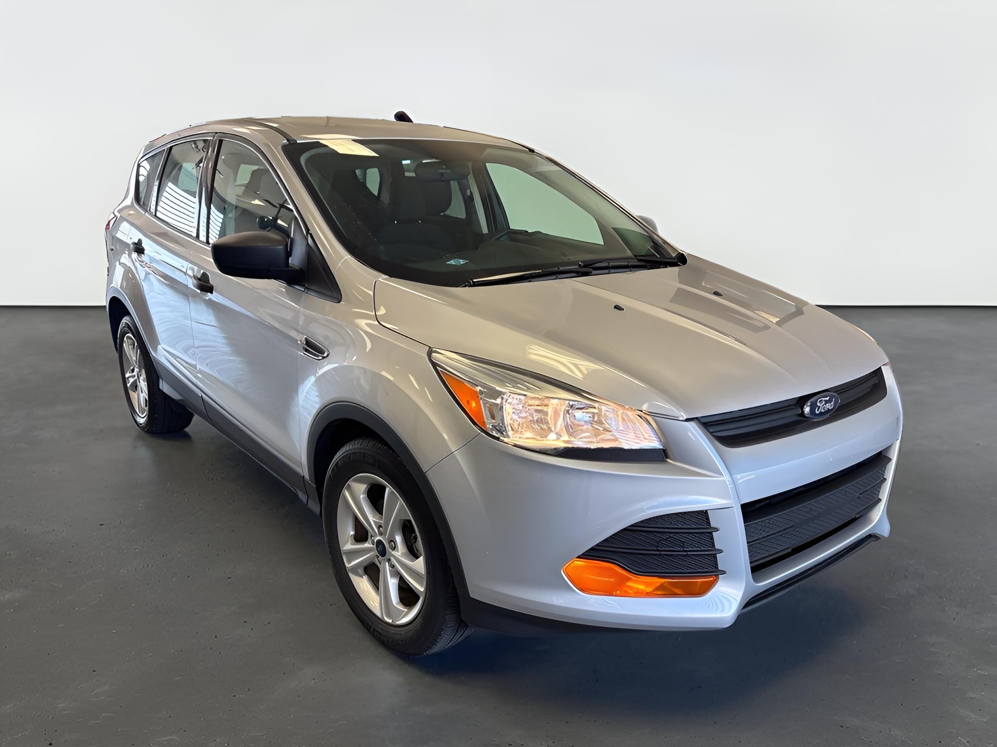 2016 Ford Escape S