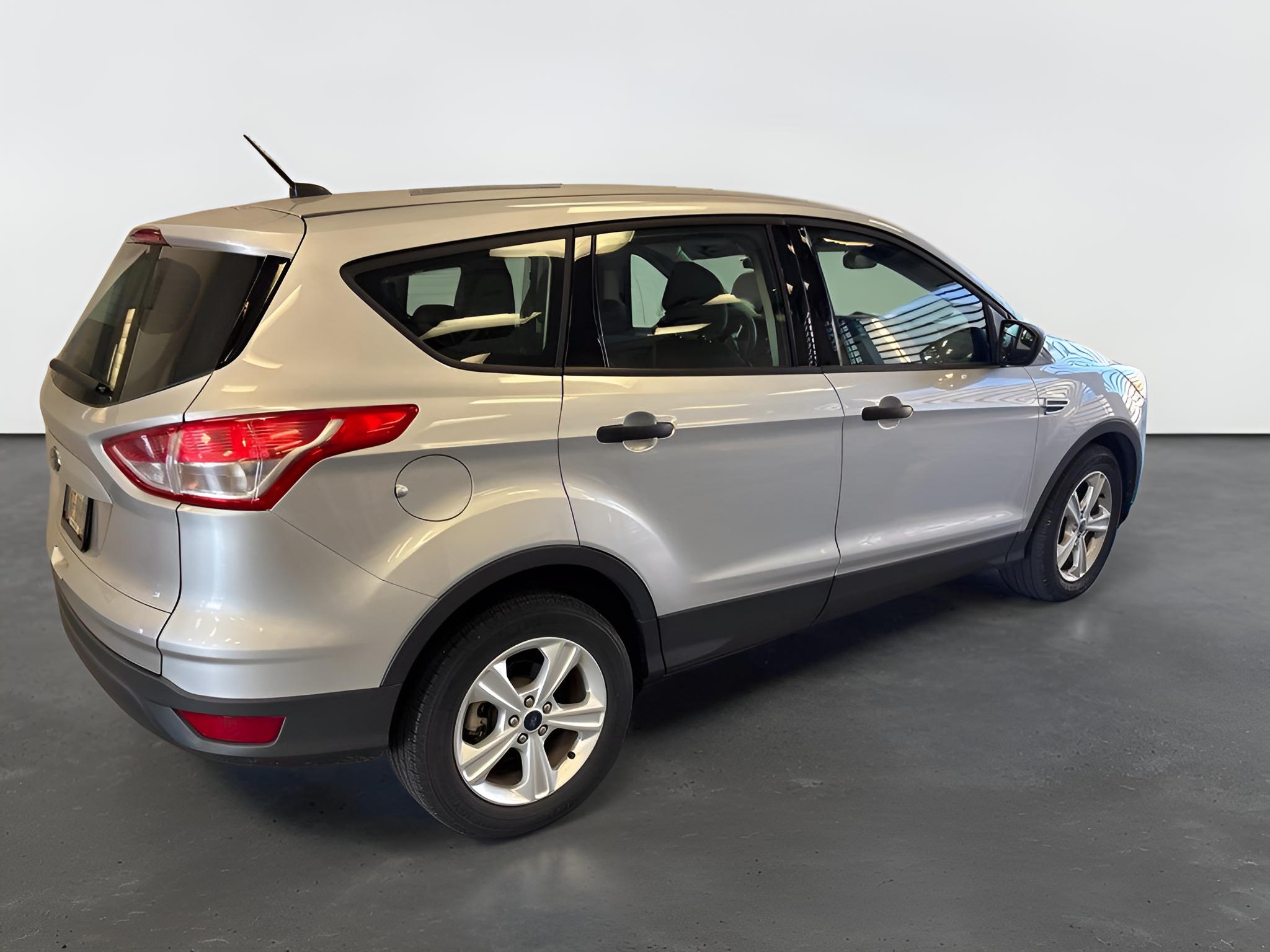 2016 Ford Escape S