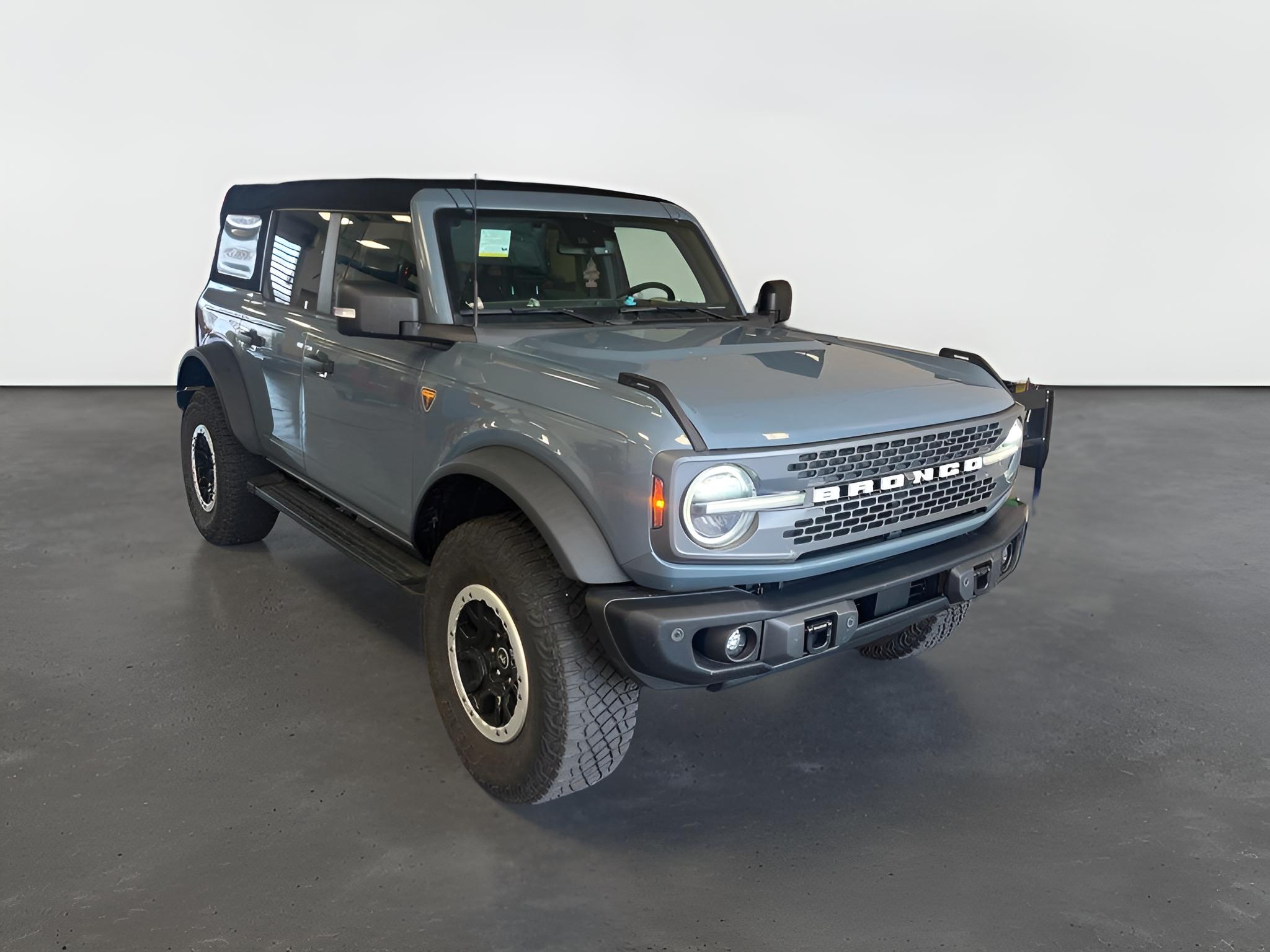 2023 Ford Bronco Badlands