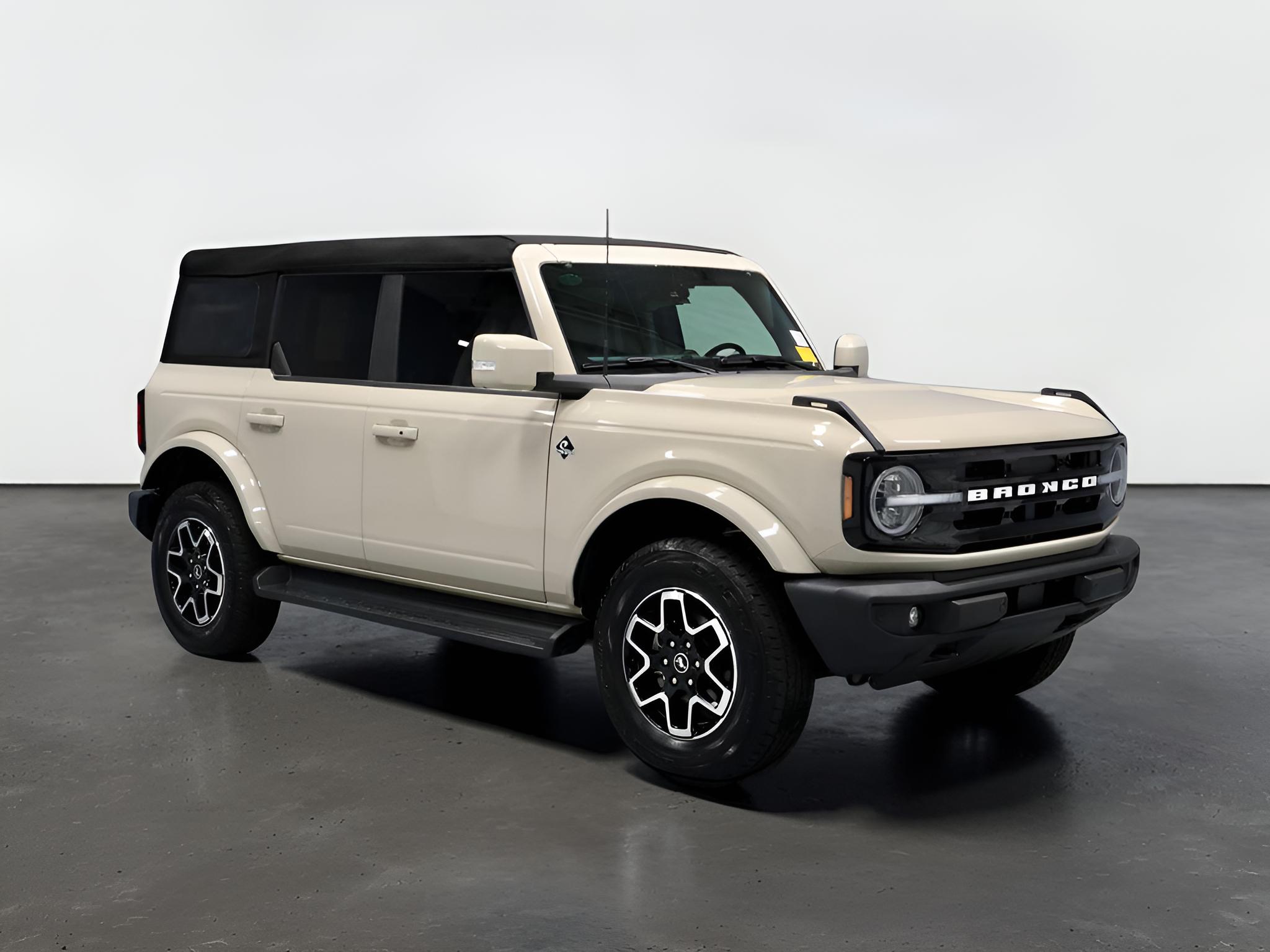 2025 Ford Bronco Outer Banks