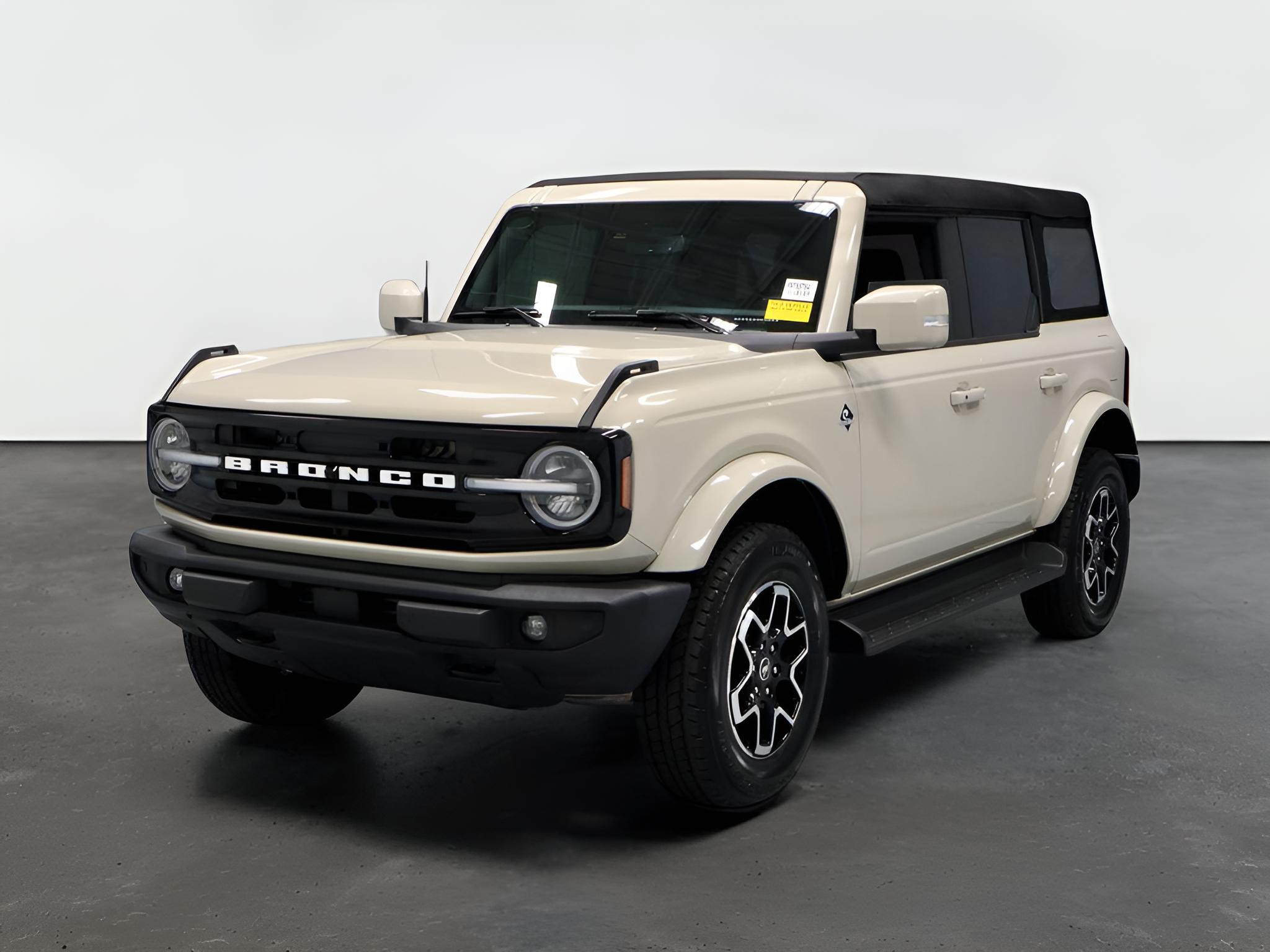 2025 Ford Bronco Outer Banks