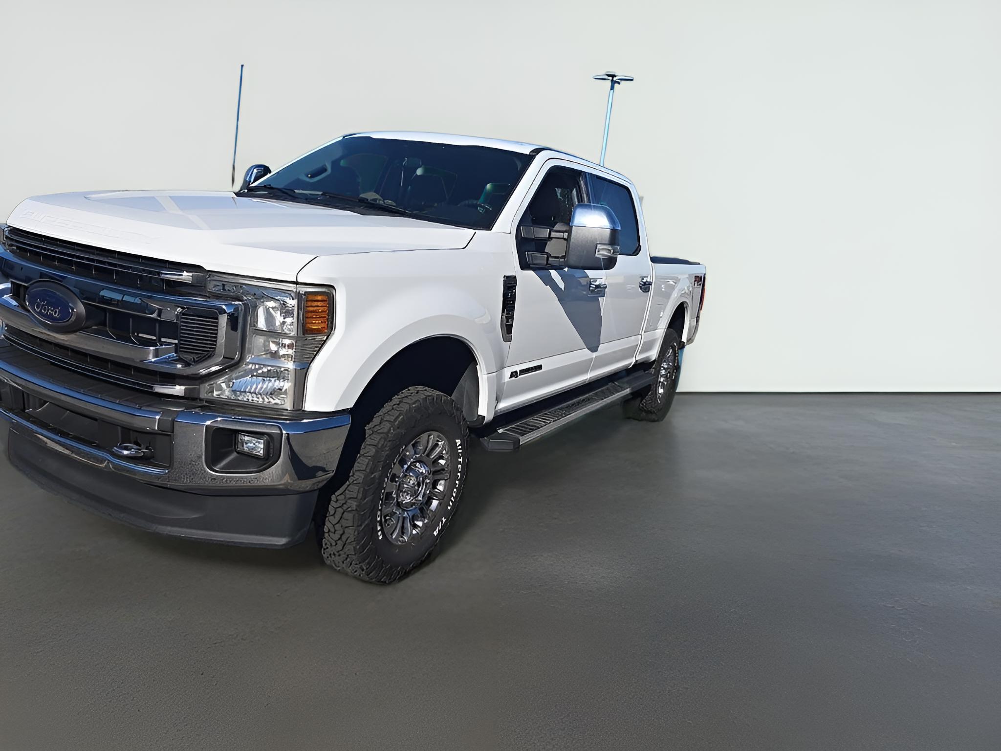2022 Ford Super Duty F-250 SRW XLT