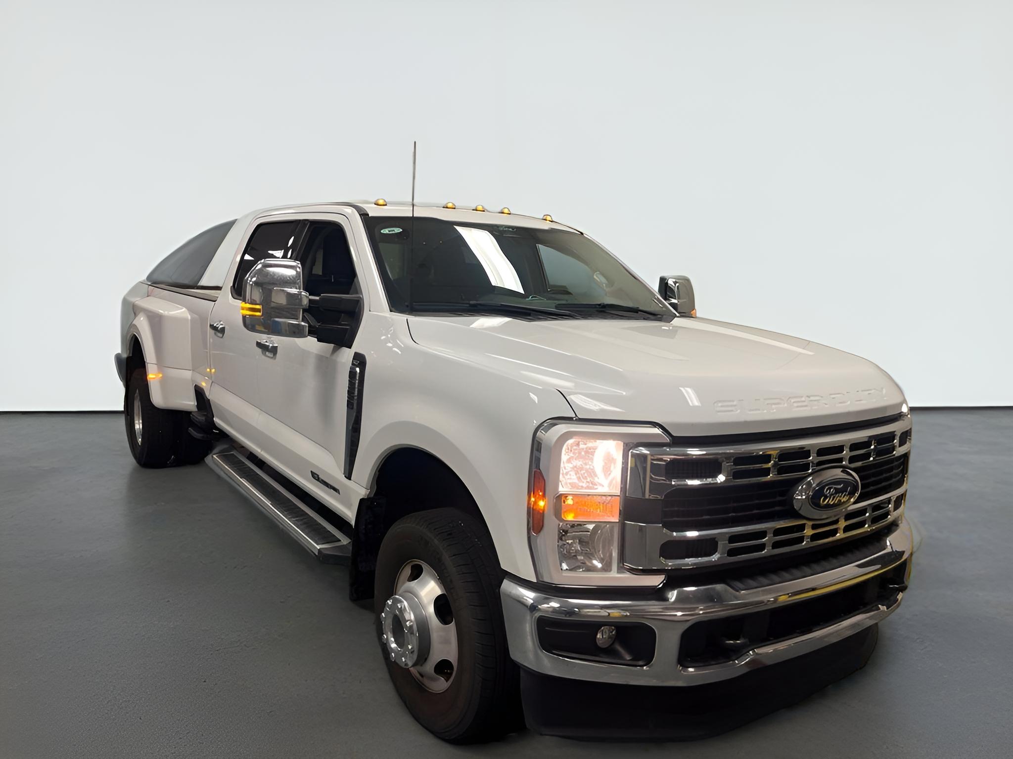 2024 Ford Super Duty F-350 DRW XLT