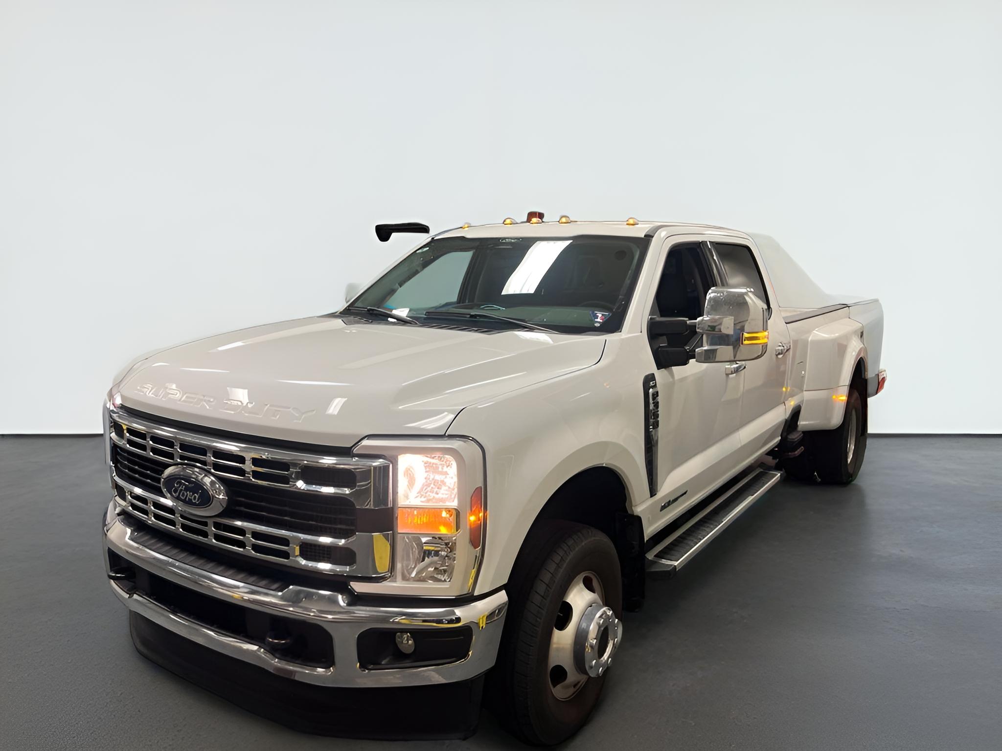 2024 Ford Super Duty F-350 DRW XLT