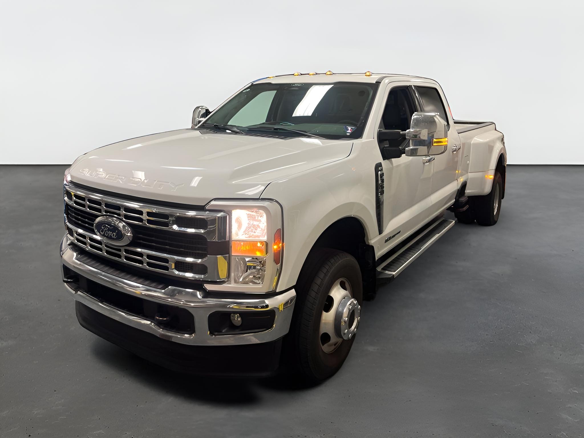 2024 Ford Super Duty F-350 DRW XLT