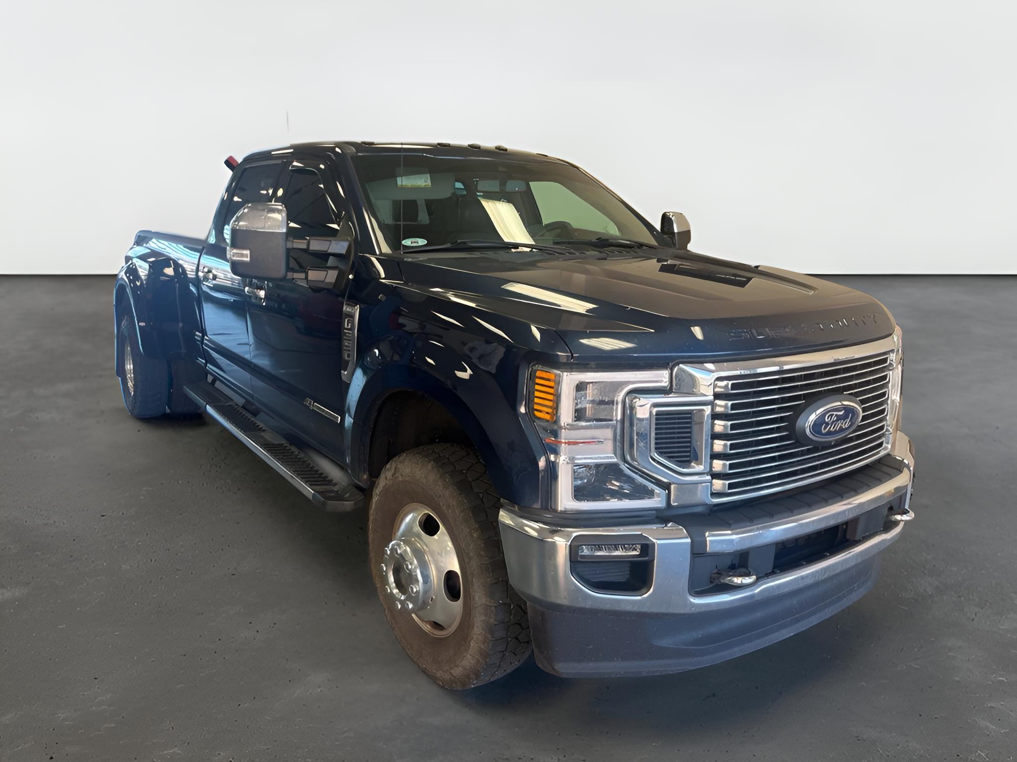 2020 Ford Super Duty F-350 DRW Lariat