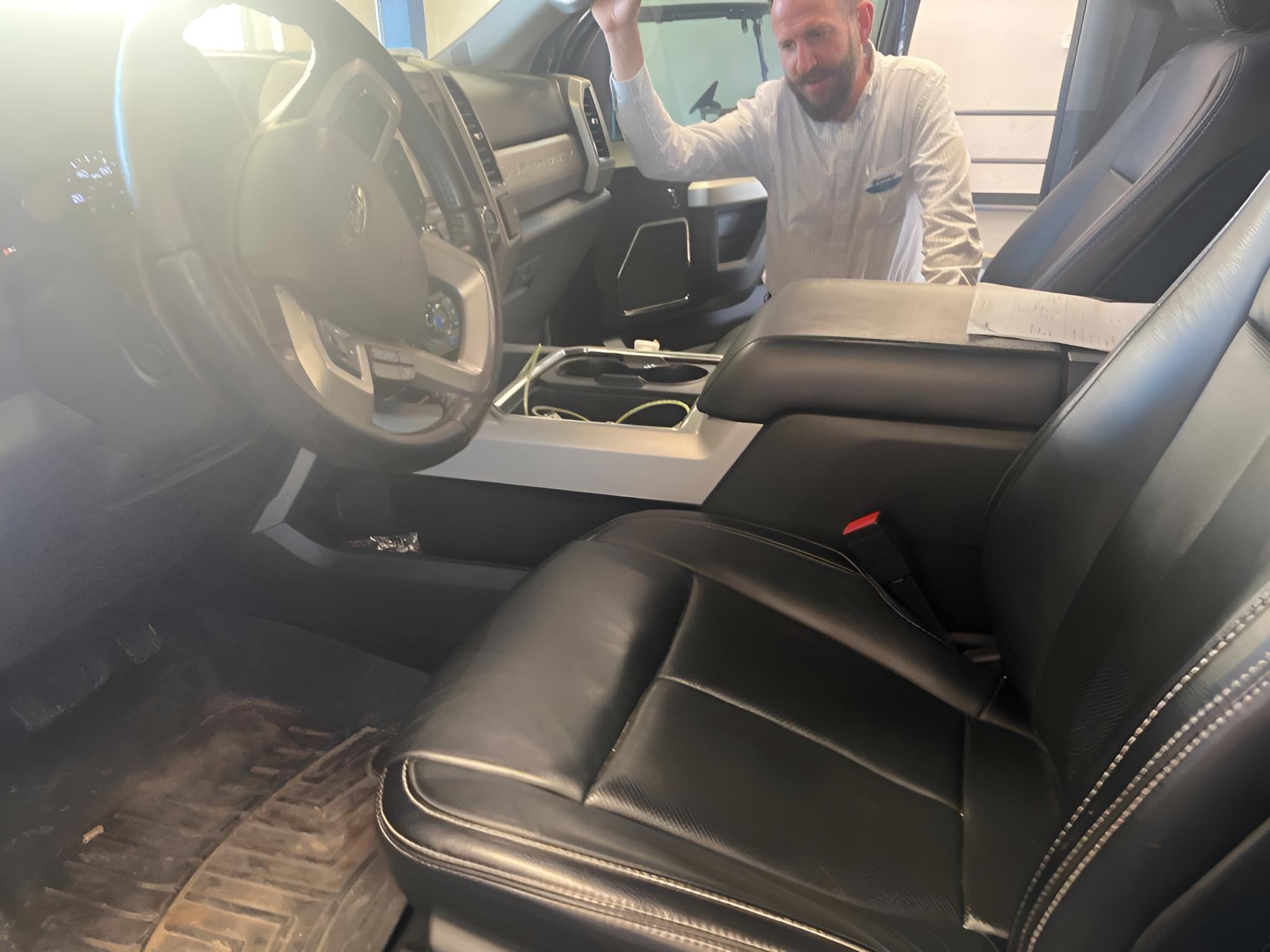 2020 Ford Super Duty F-350 DRW Lariat