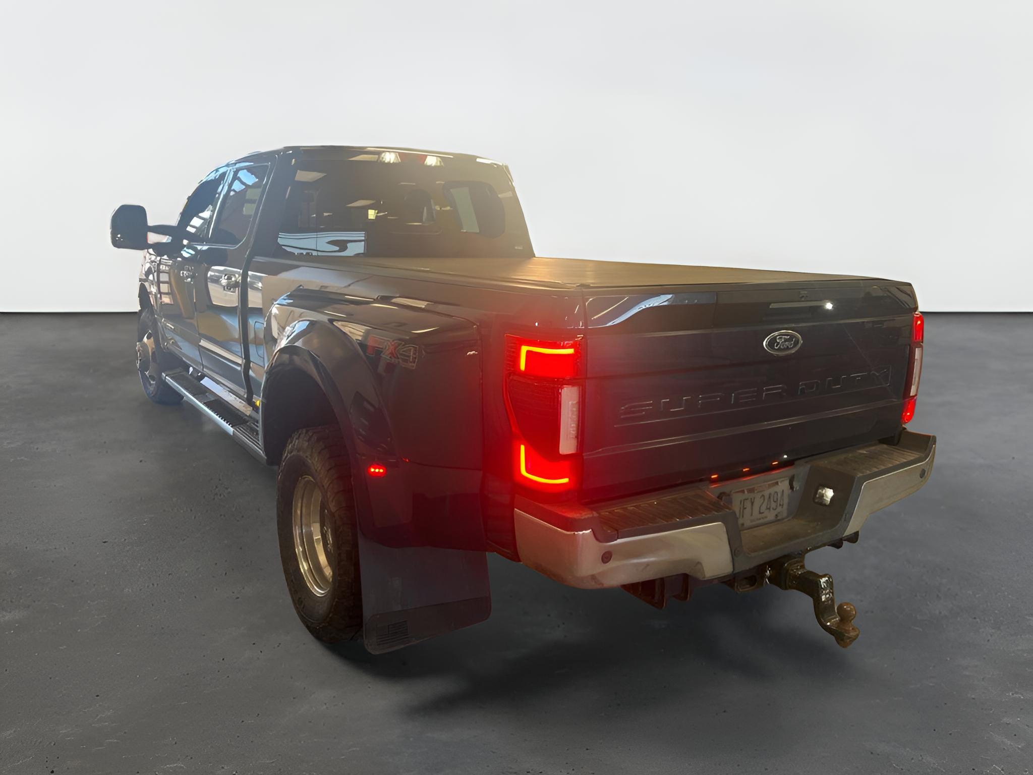 2020 Ford Super Duty F-350 DRW Lariat