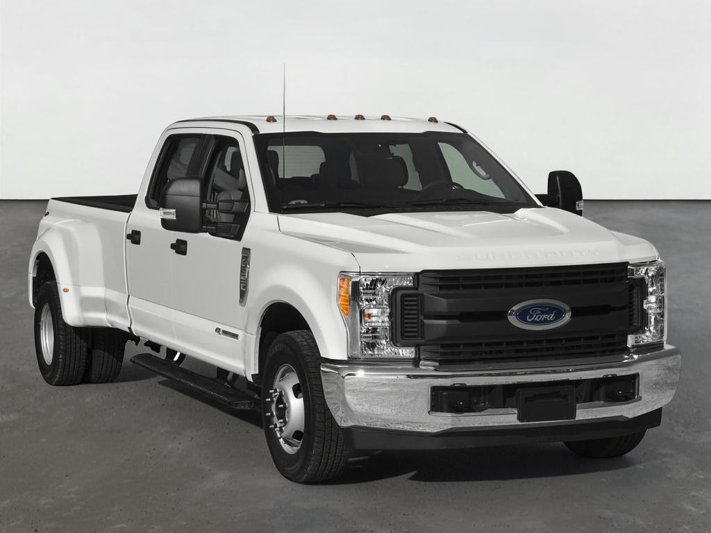 2017 Ford Super Duty F-350 DRW XL