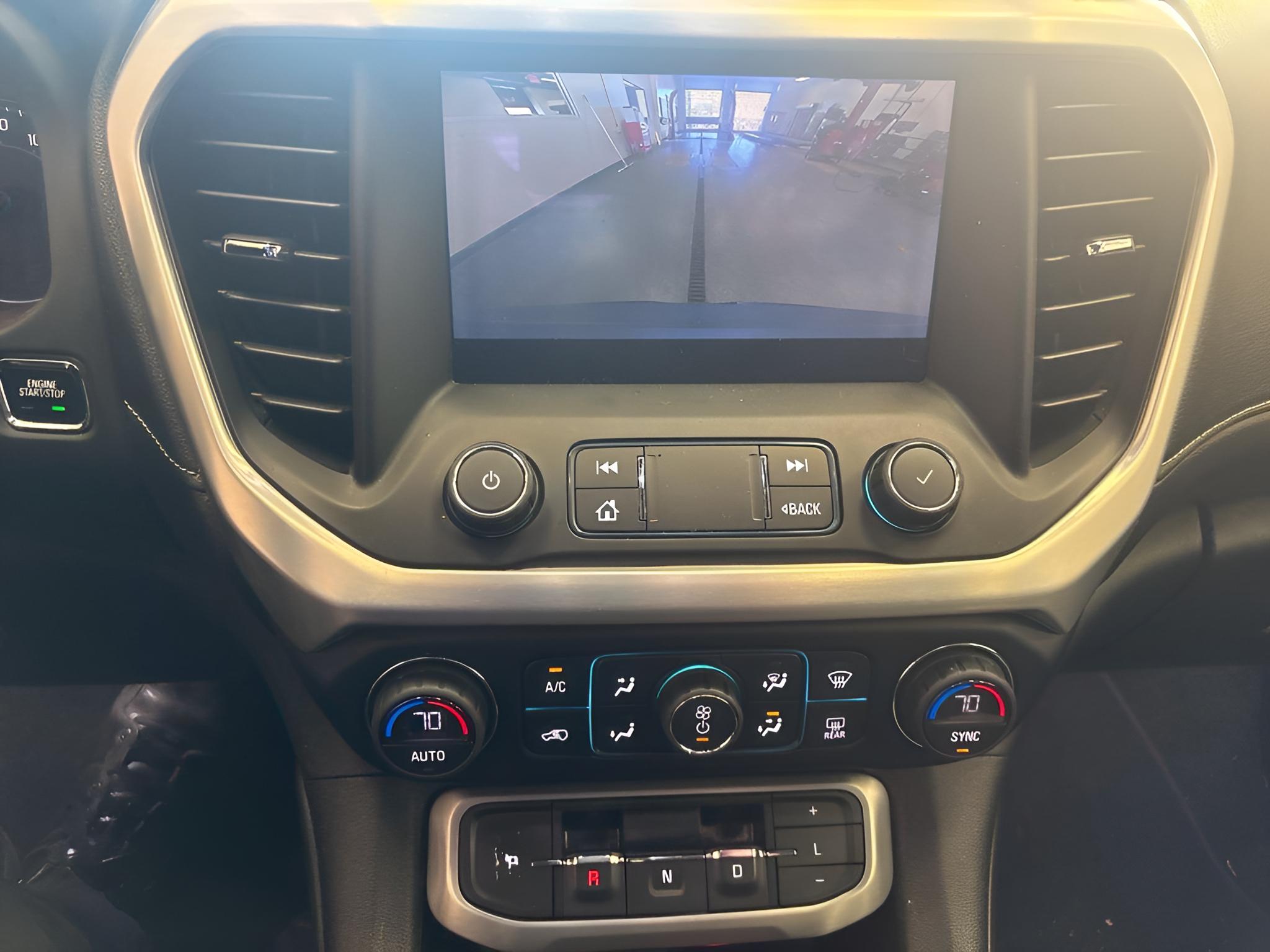 2020 GMC Acadia SLT