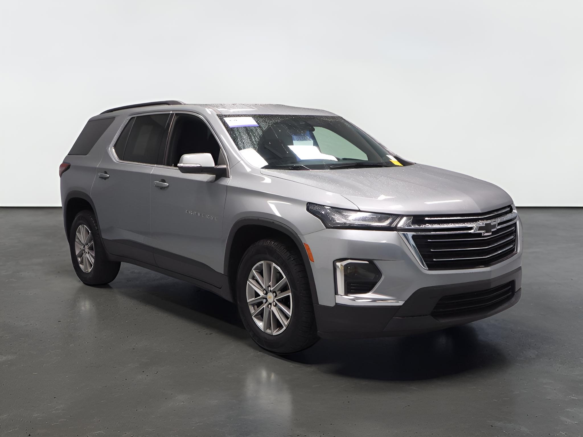 2023 Chevrolet Traverse LT