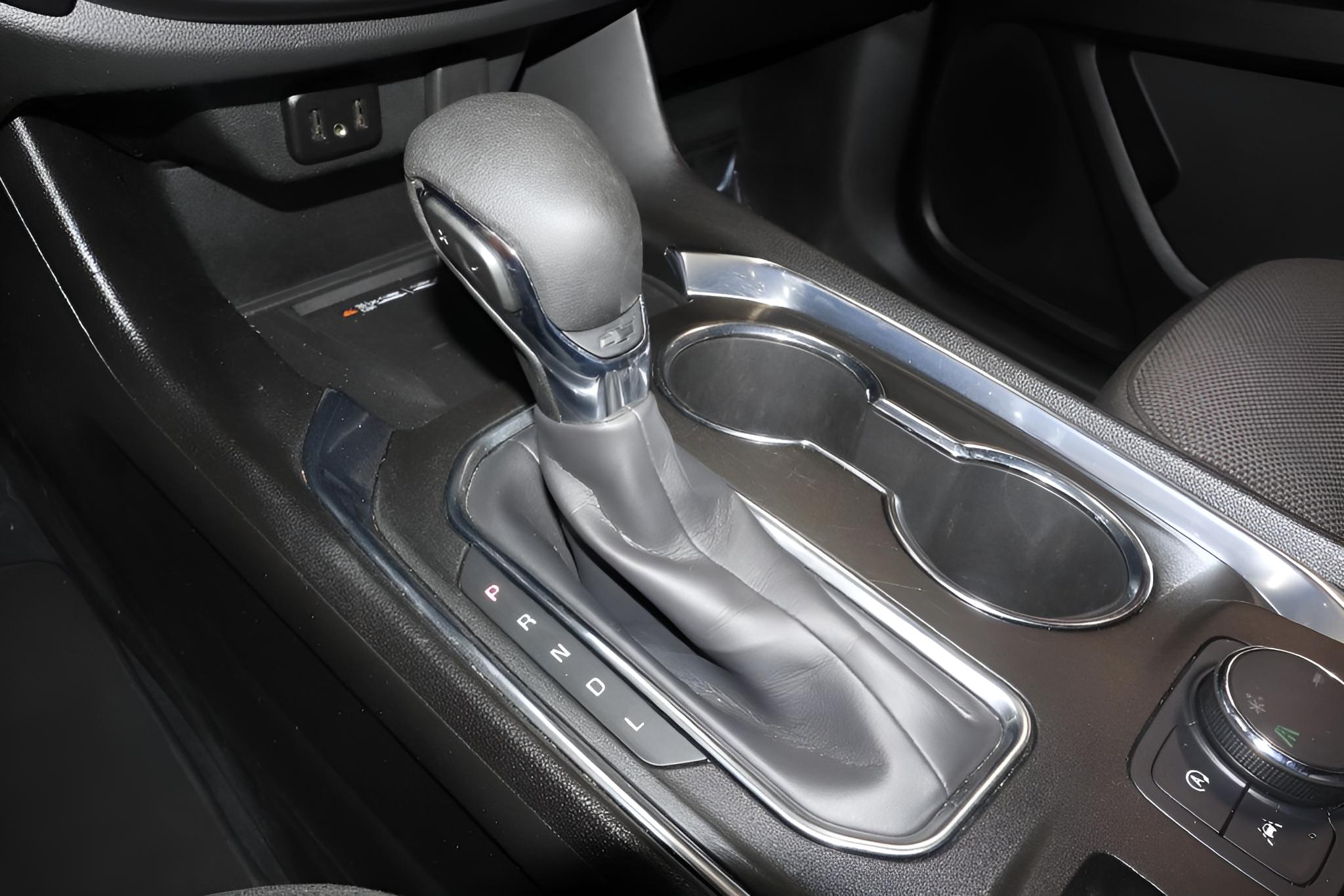 2023 Chevrolet Traverse LT