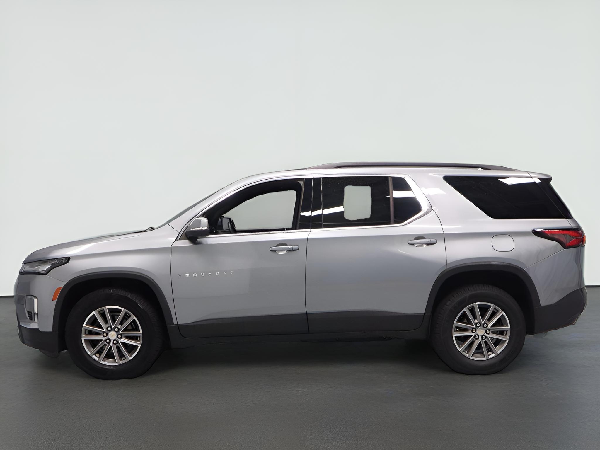 2023 Chevrolet Traverse LT