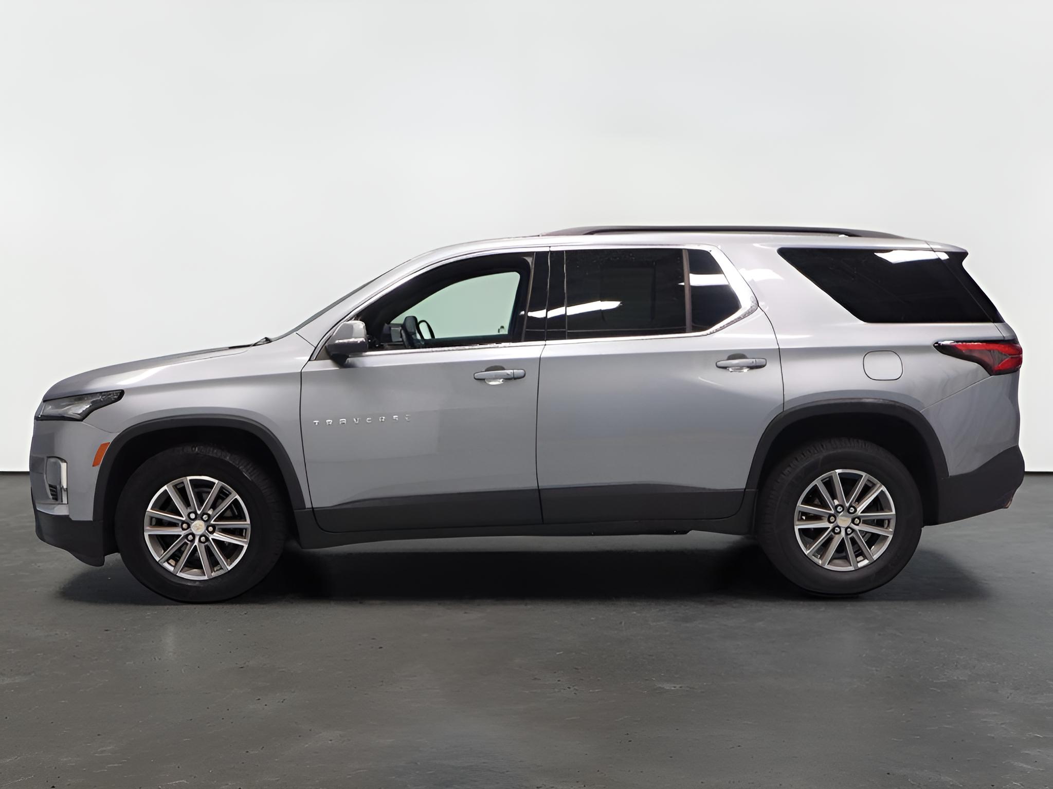 2023 Chevrolet Traverse LT