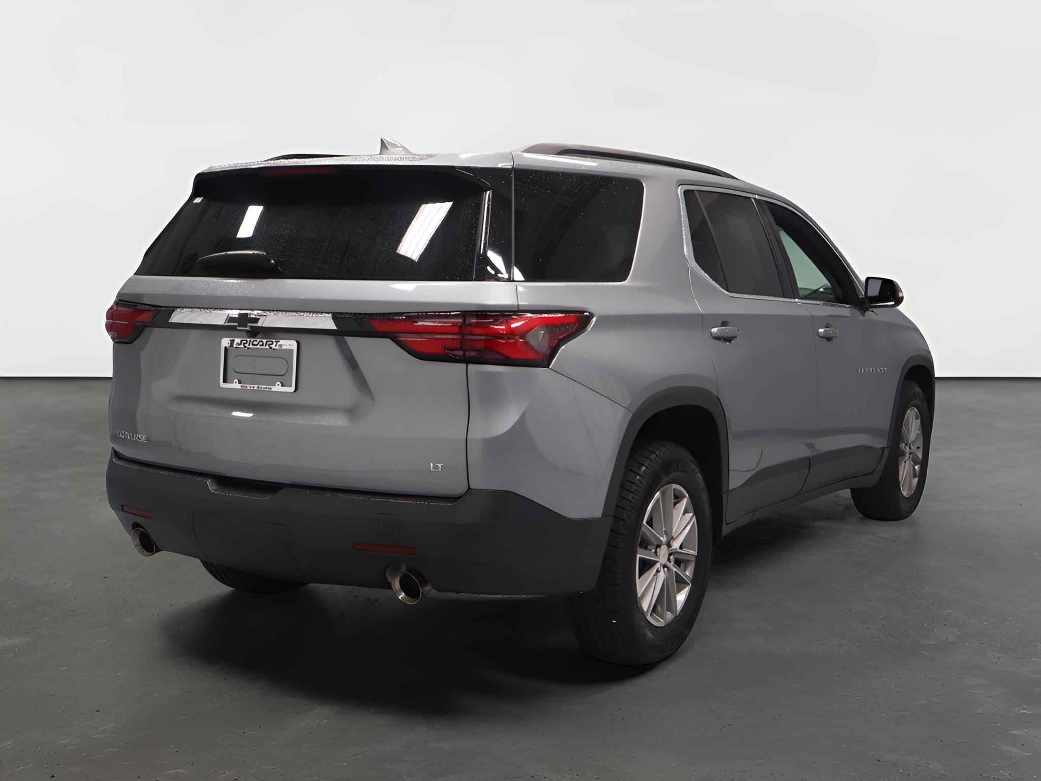 2023 Chevrolet Traverse LT