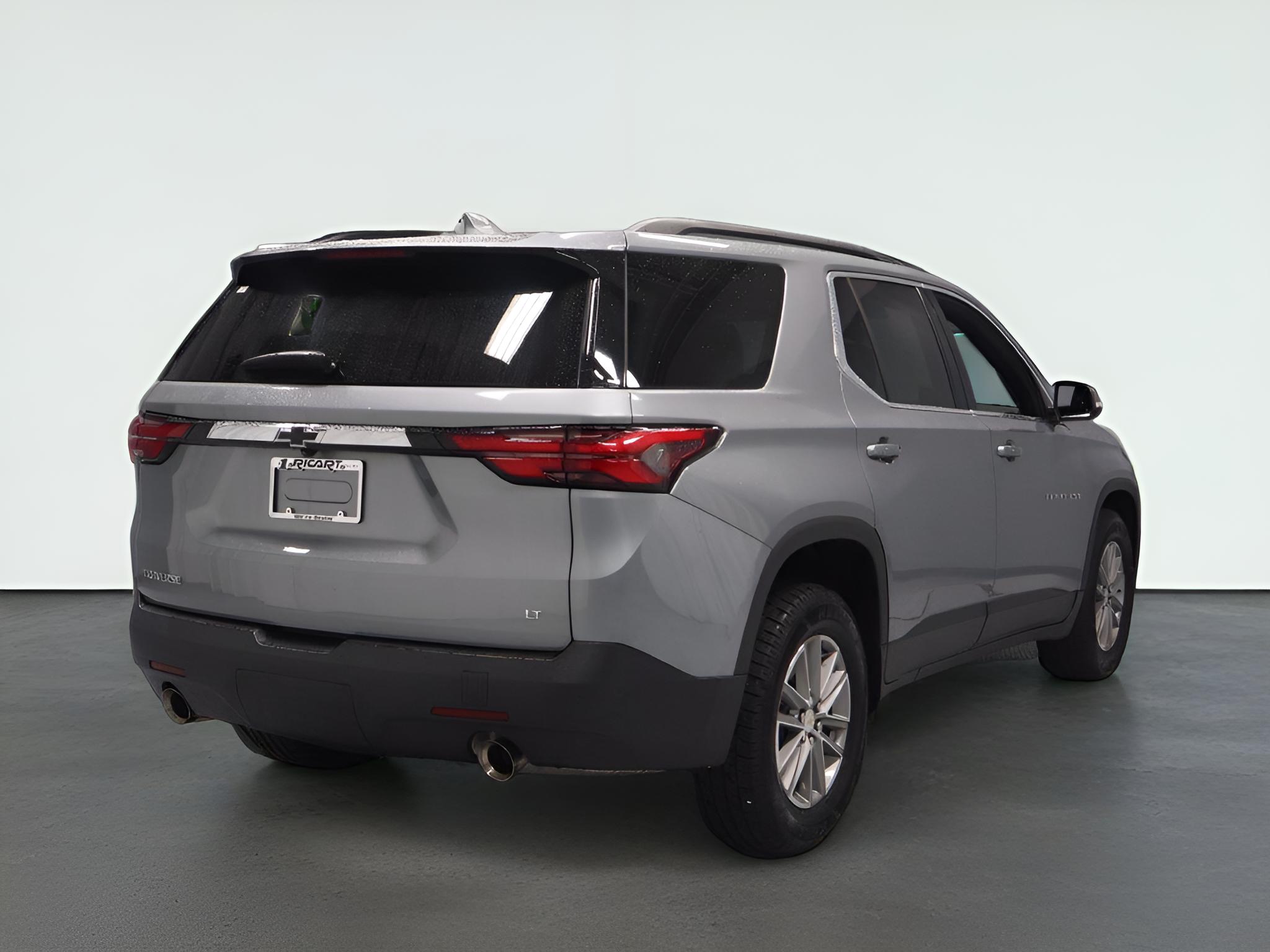 2023 Chevrolet Traverse LT