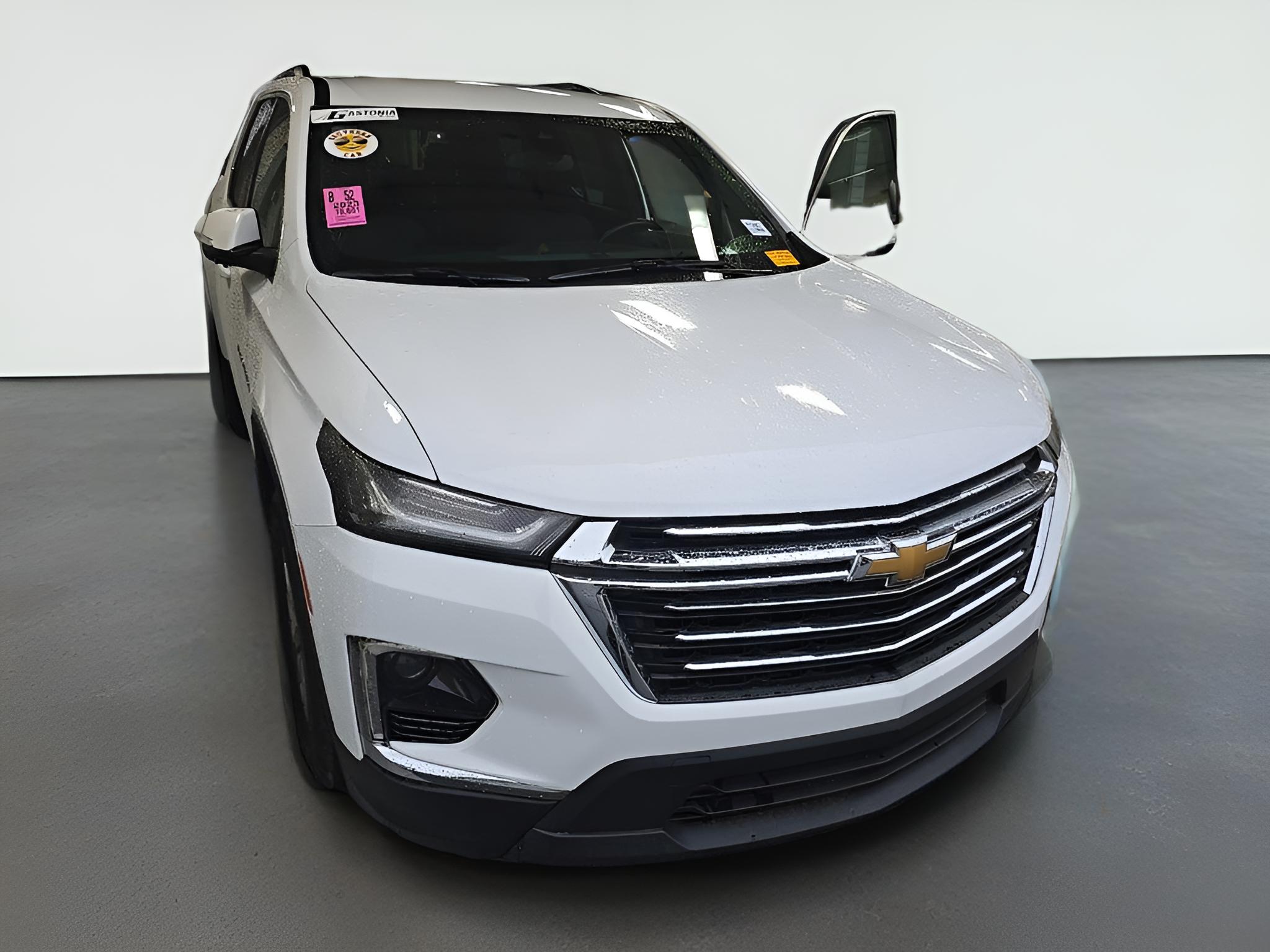 2023 Chevrolet Traverse LT