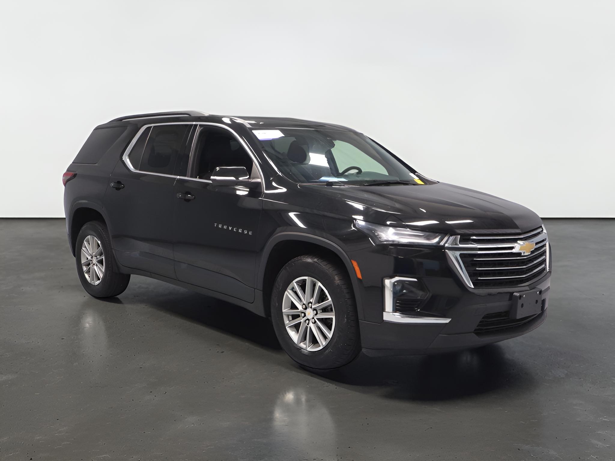 2023 Chevrolet Traverse LT