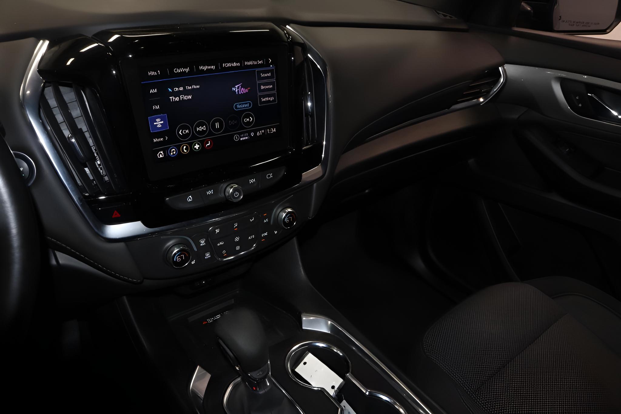 2023 Chevrolet Traverse LT