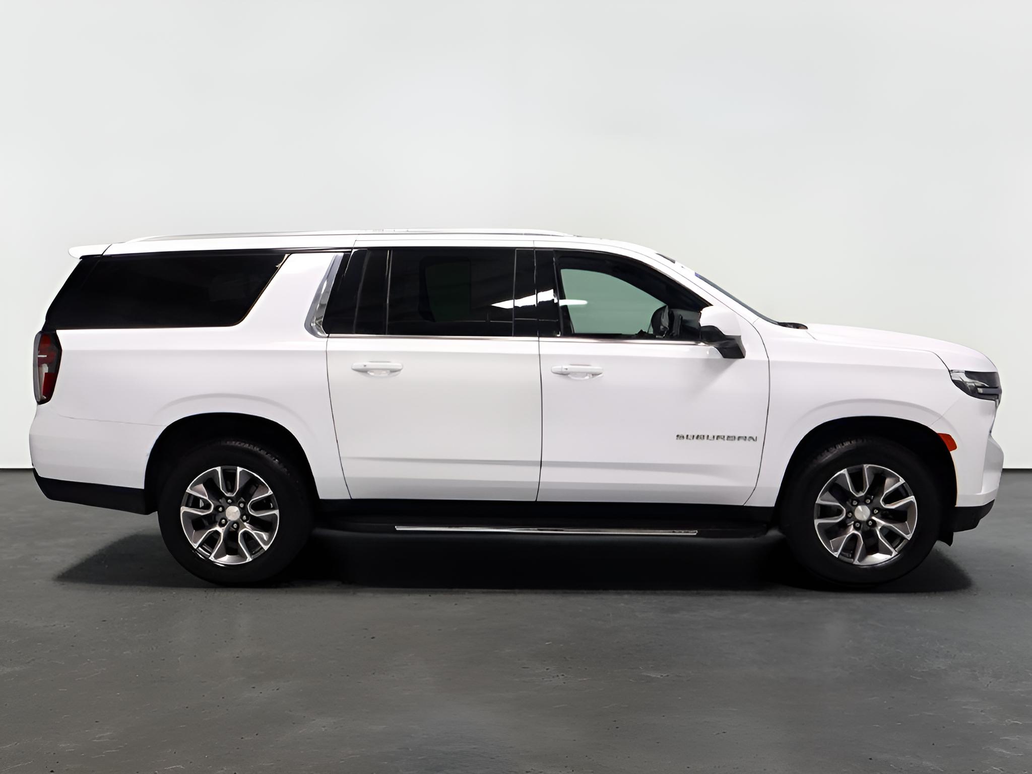 2024 Chevrolet Suburban LT