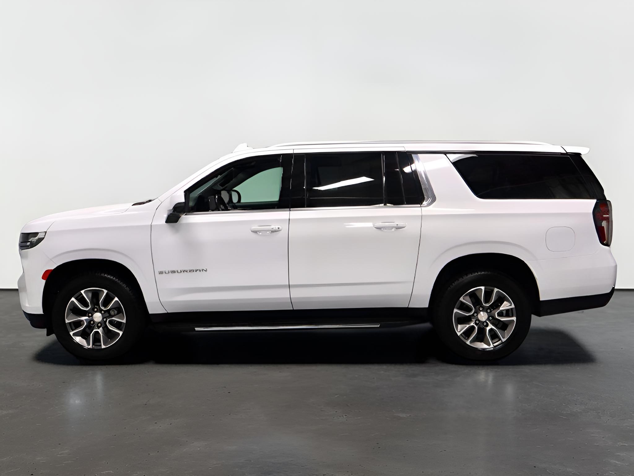 2024 Chevrolet Suburban LT