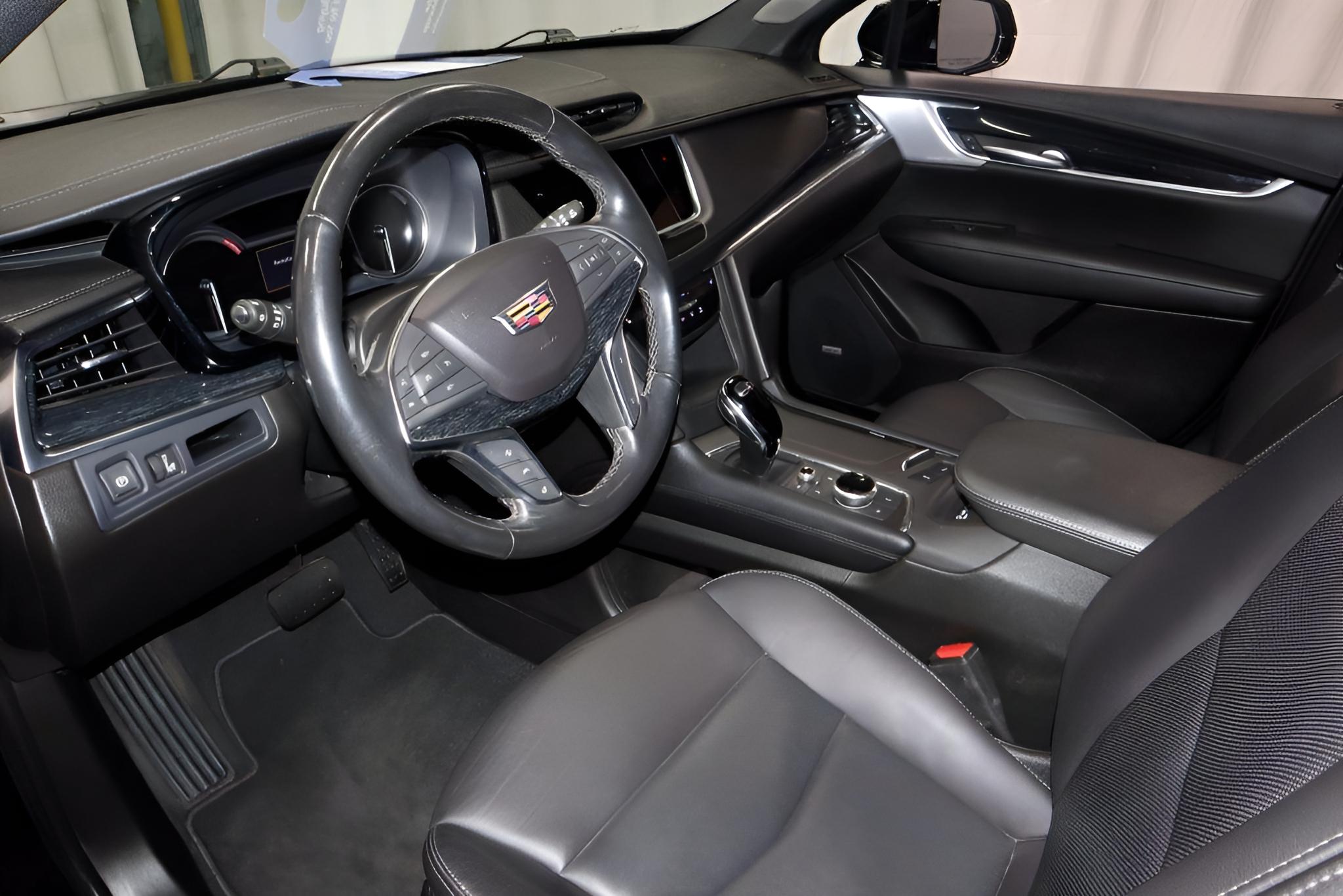 2024 Cadillac XT5 Premium Luxury