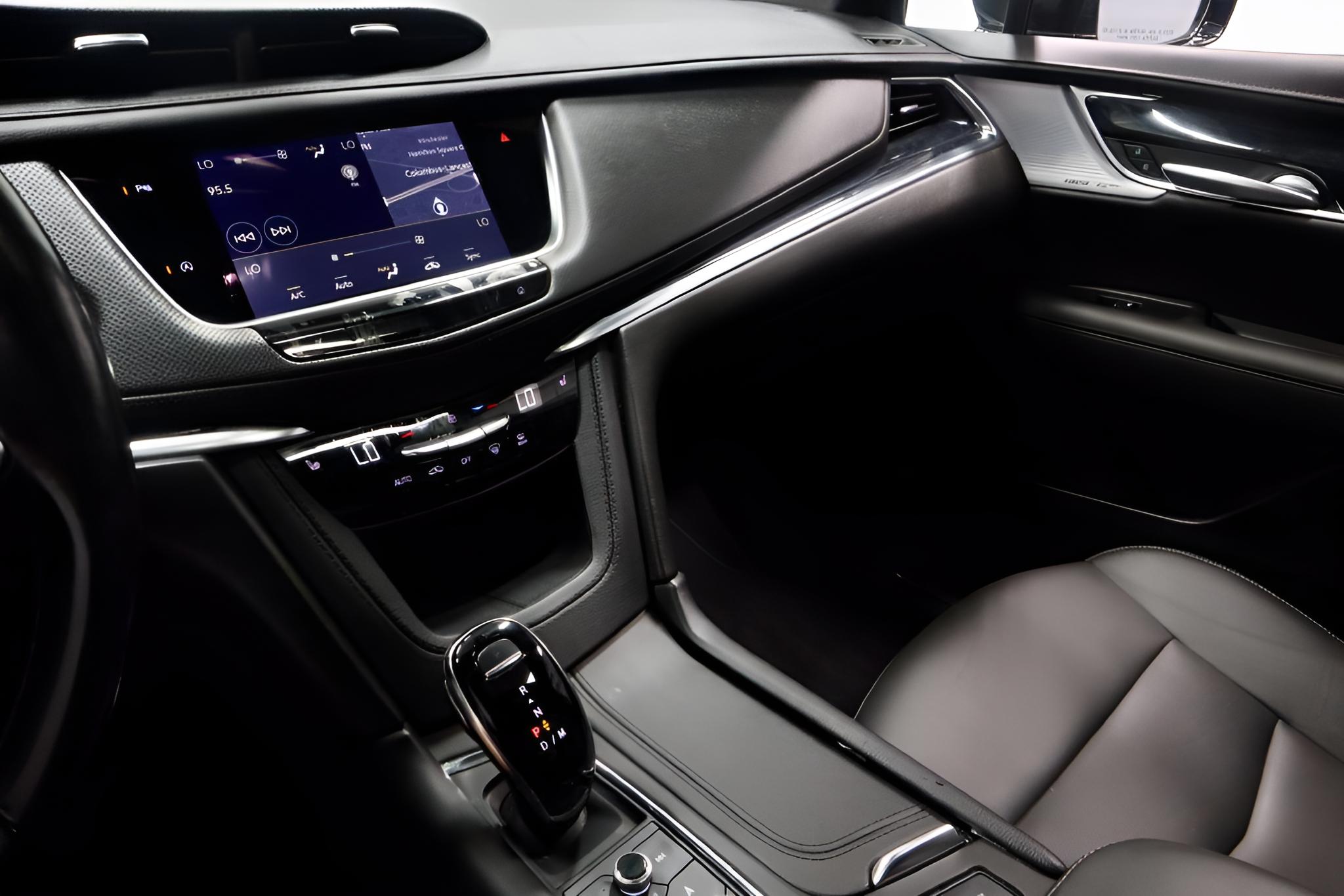 2024 Cadillac XT5 Premium Luxury
