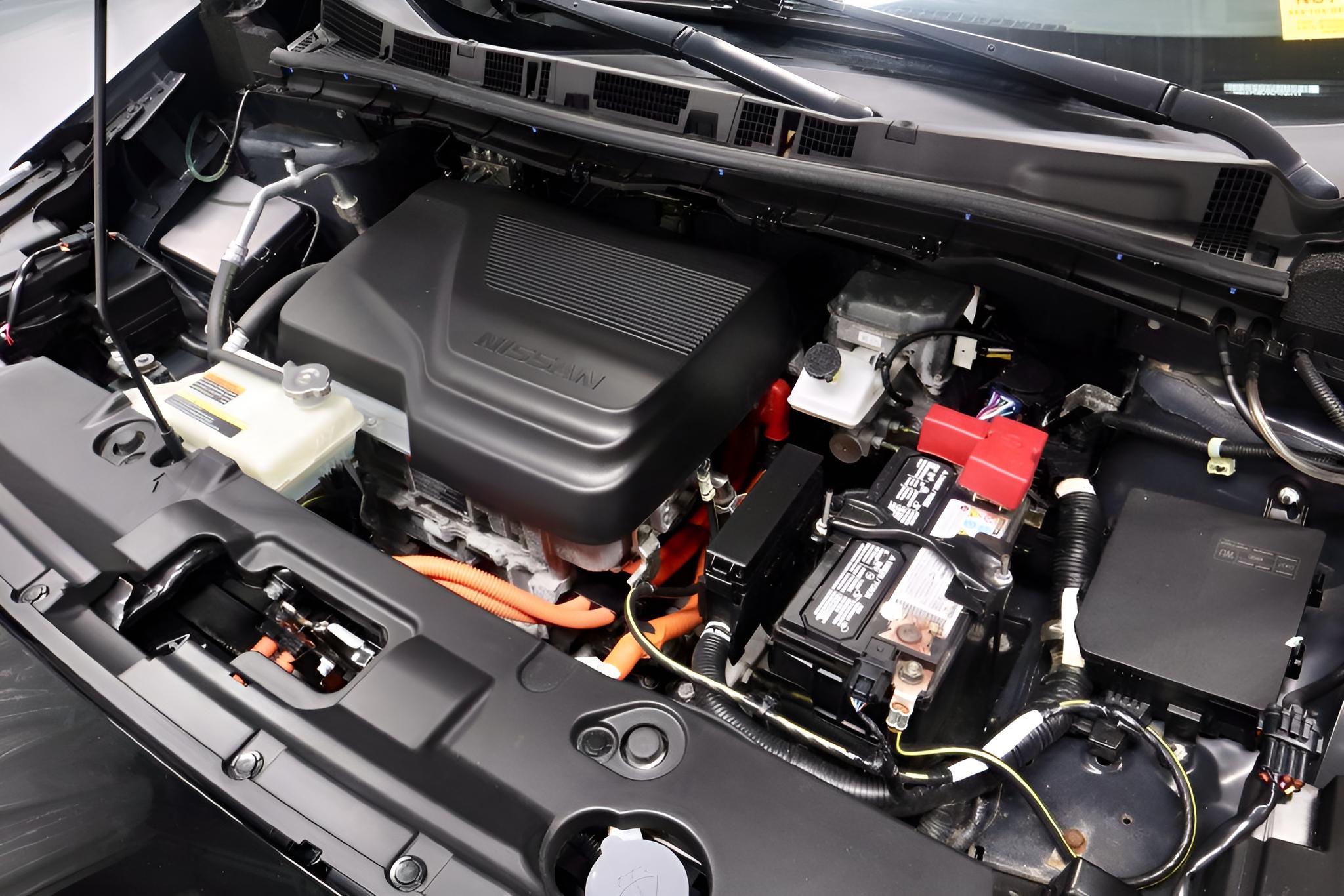 2025 Nissan LEAF S