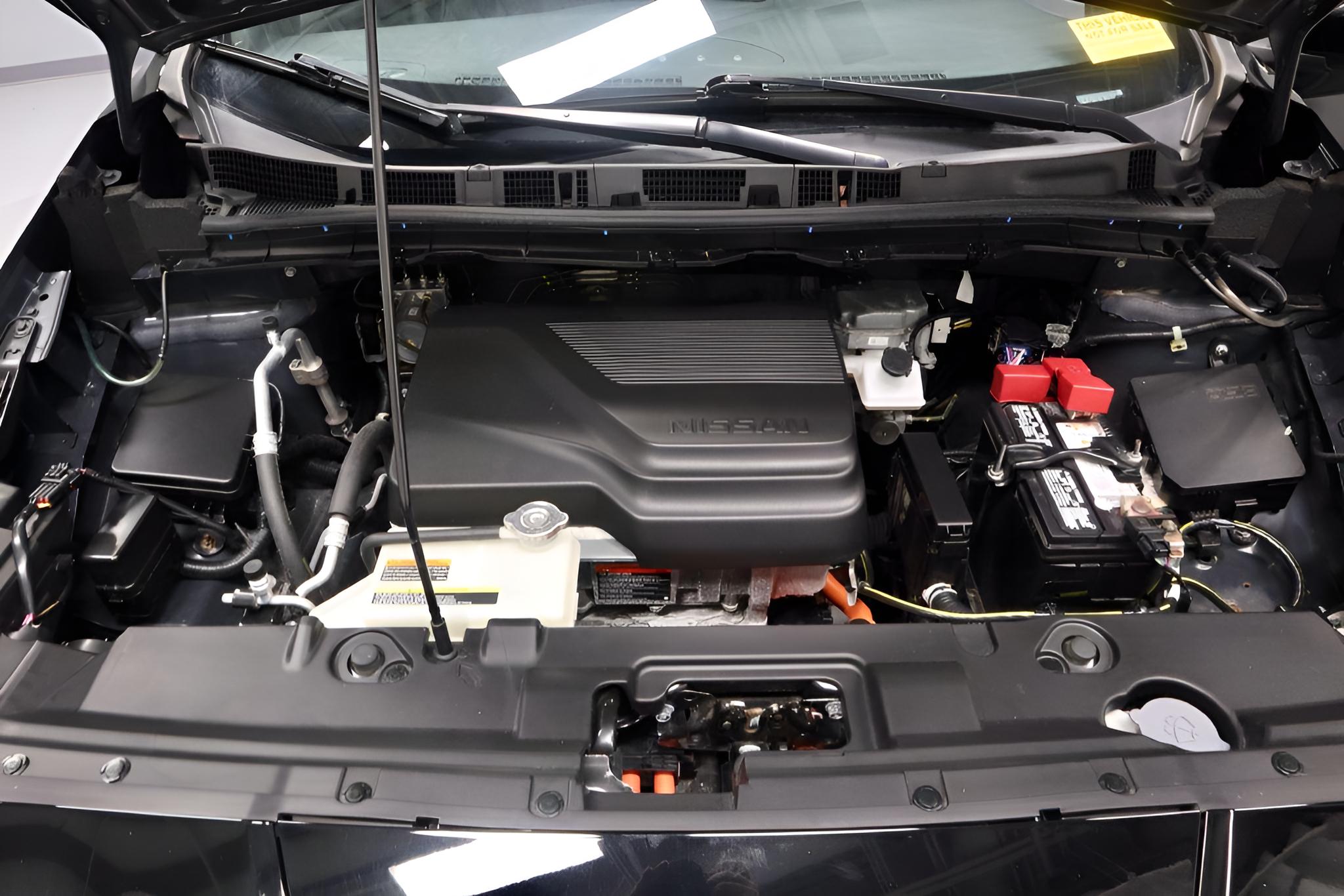 2025 Nissan LEAF S