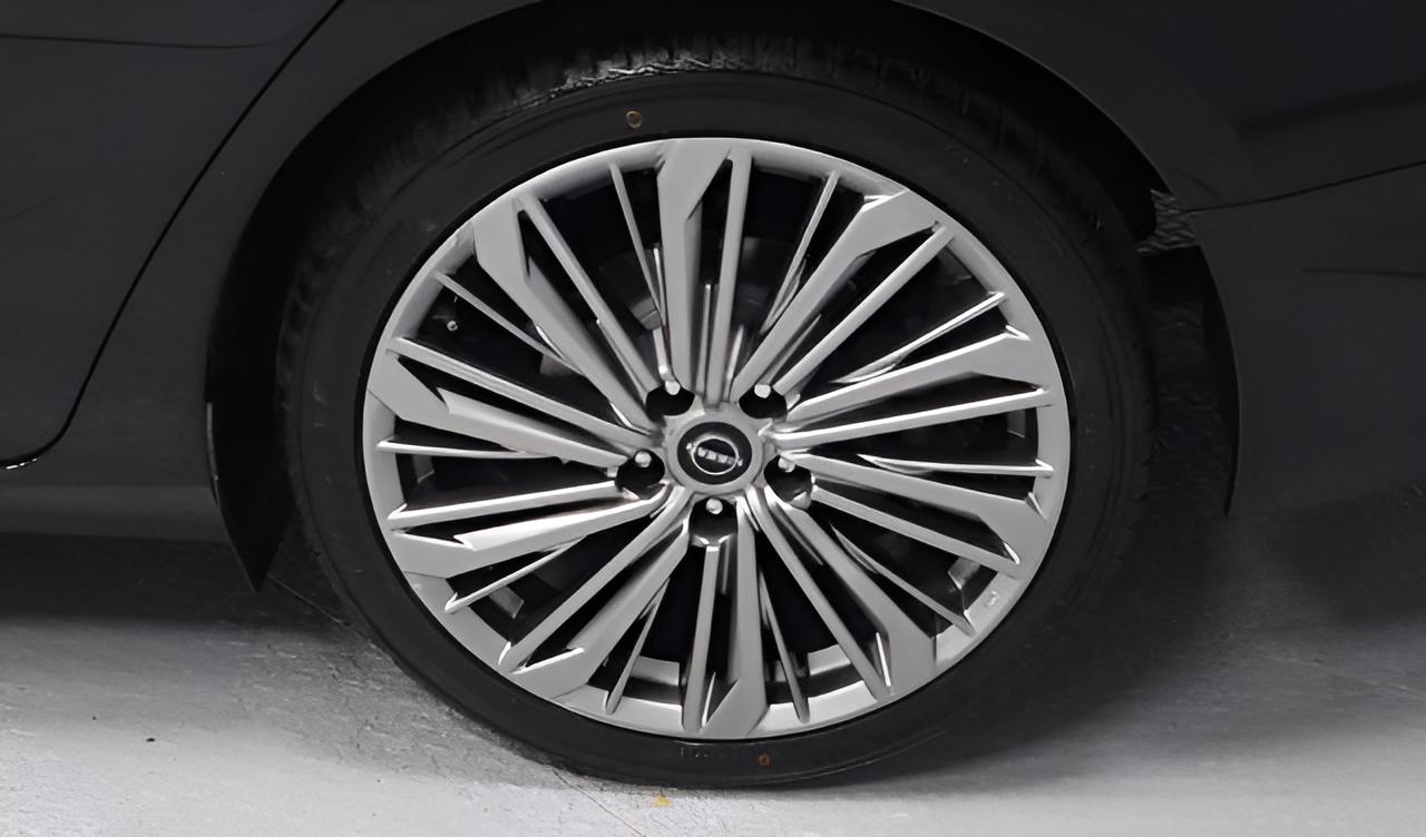 2023 Nissan Altima 2.5 SL