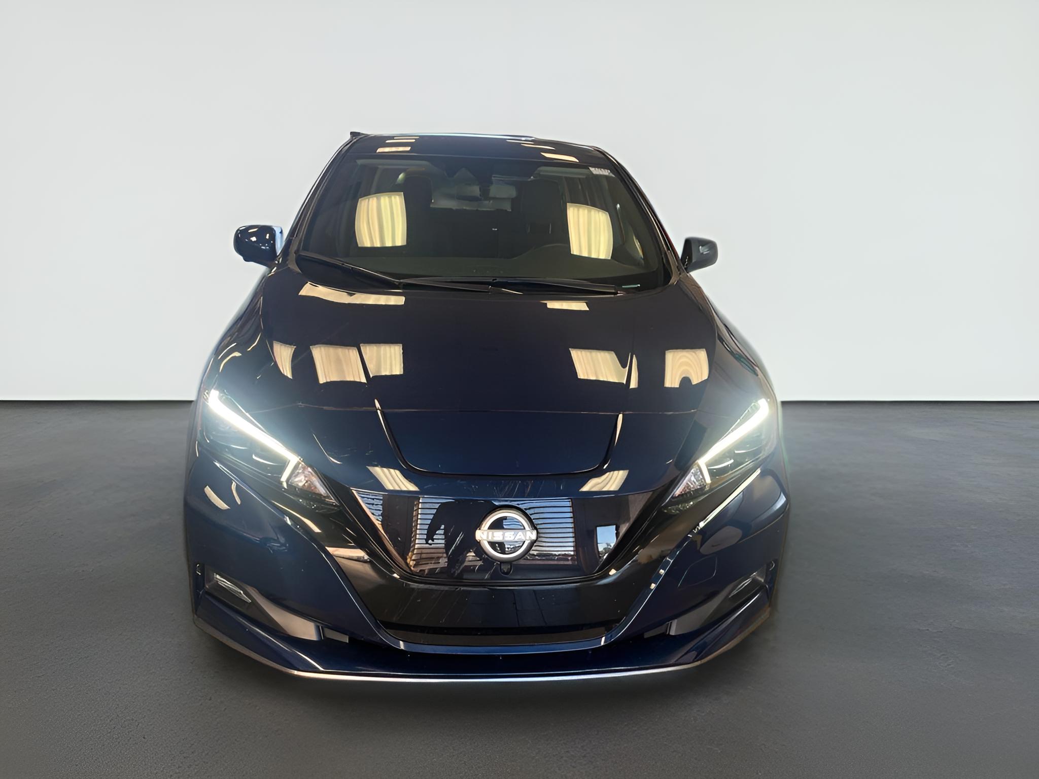 2025 Nissan LEAF SV Plus
