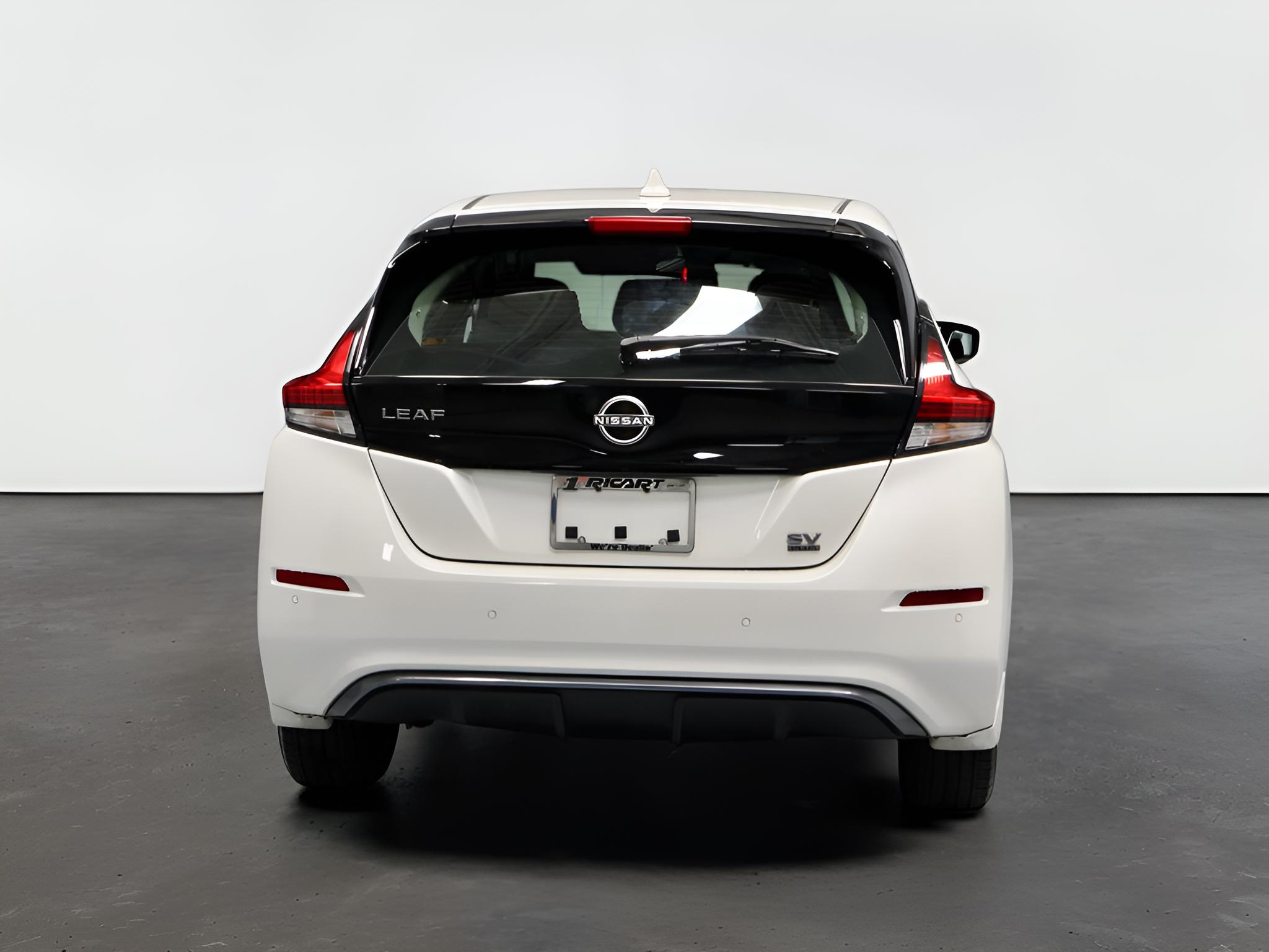 2024 Nissan LEAF SV Plus