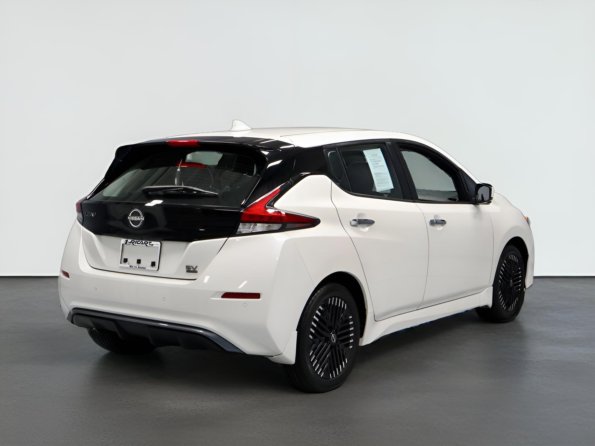 2024 Nissan LEAF SV Plus