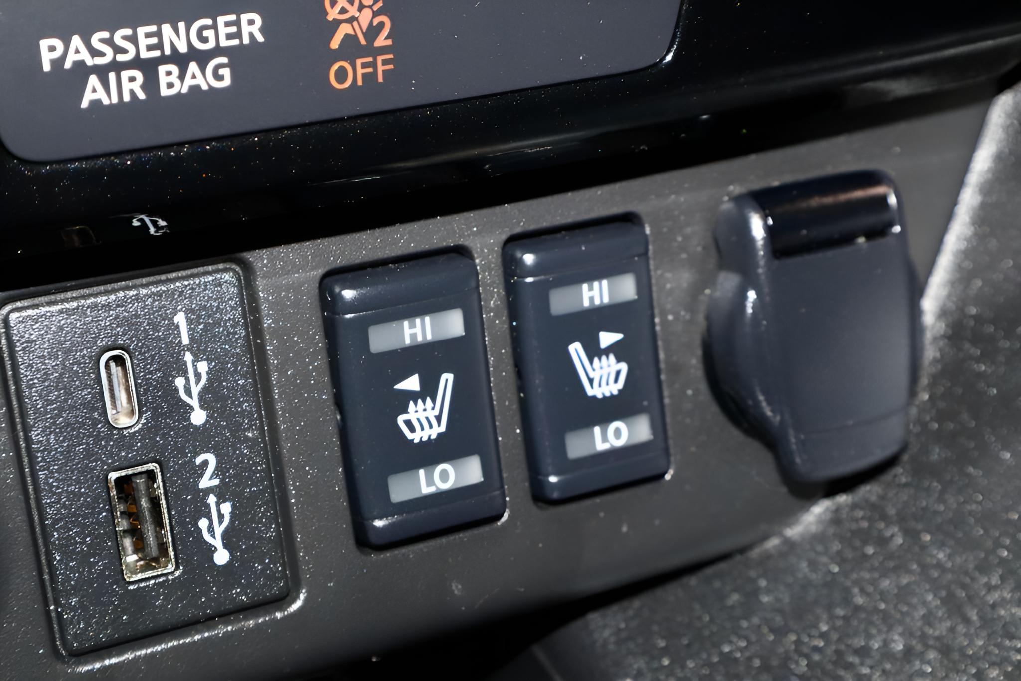 2024 Nissan LEAF SV Plus