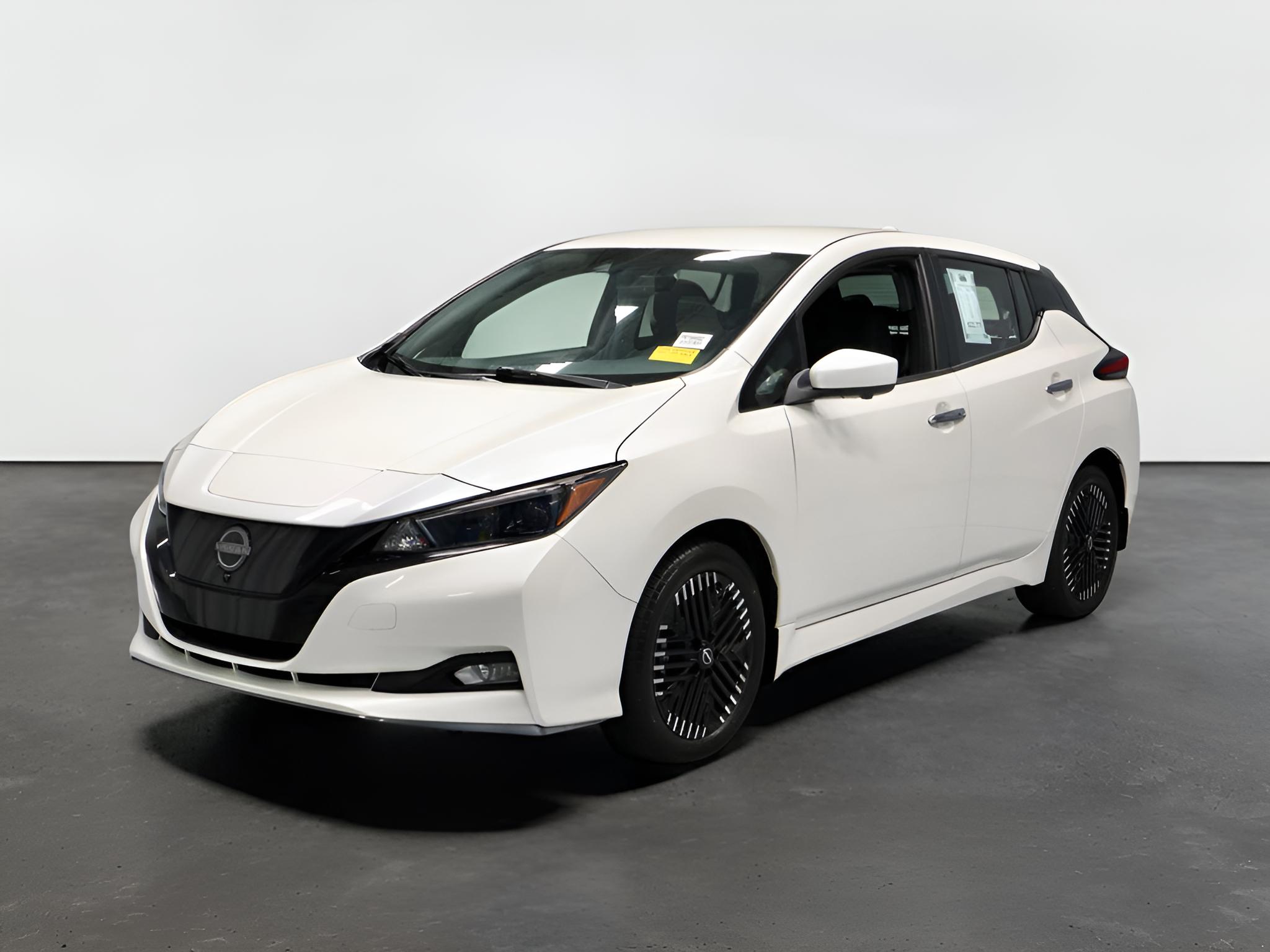 2024 Nissan LEAF SV Plus